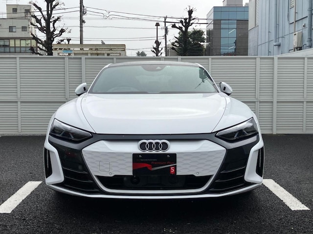 Audi e-tron GT quattro