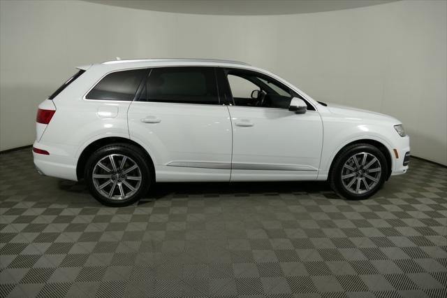 Used 2018 Audi Q7 Premium Plus with VIN WA1LAAF72JD039679 for sale in Nashua, NH