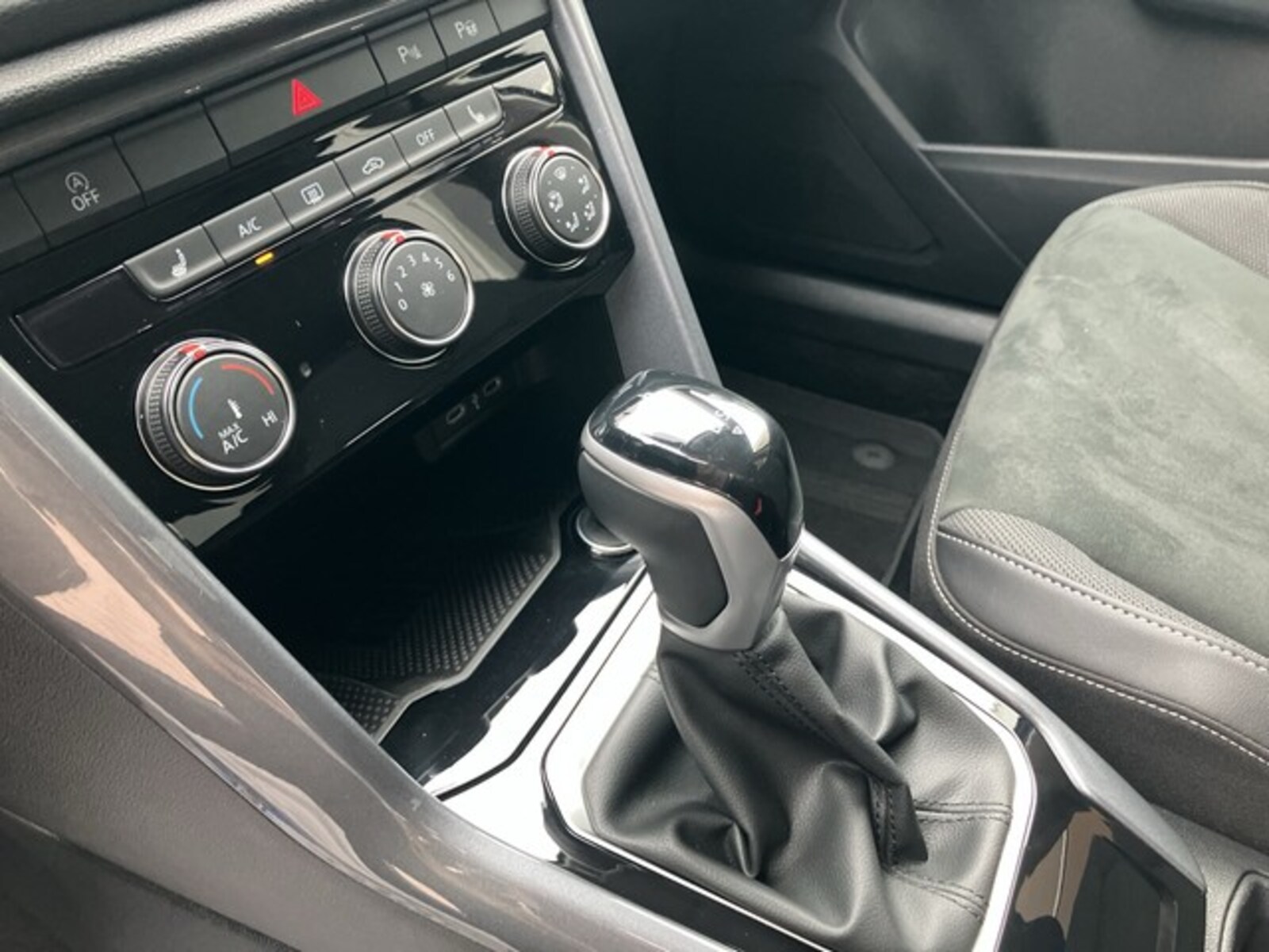 Volkswagen T-Roc – Bild 14