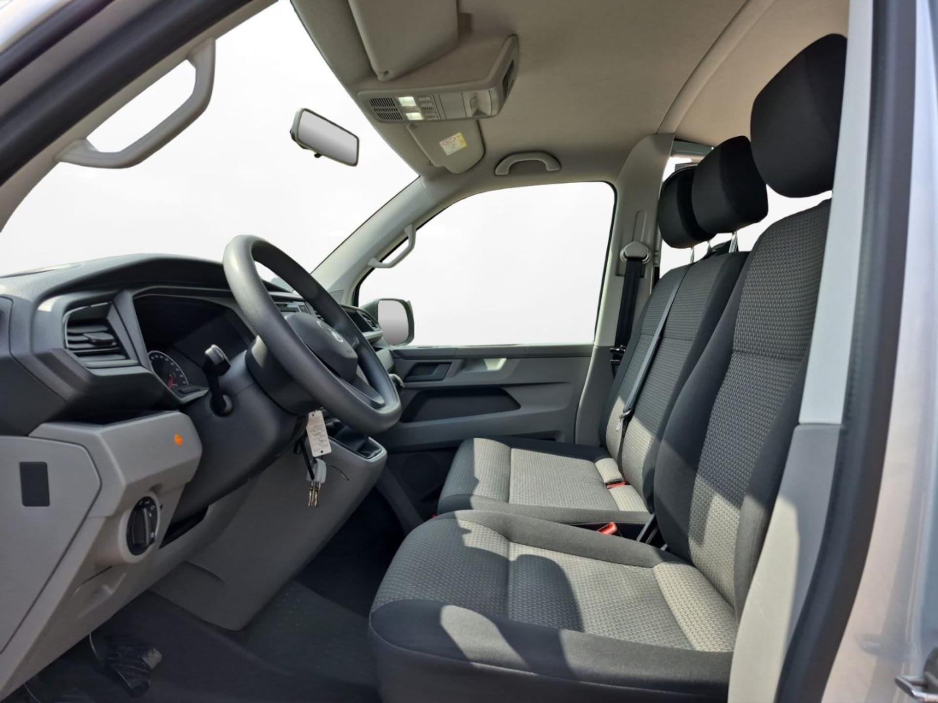 Volkswagen T6.1 Transporter Kombi kurzer Radstand