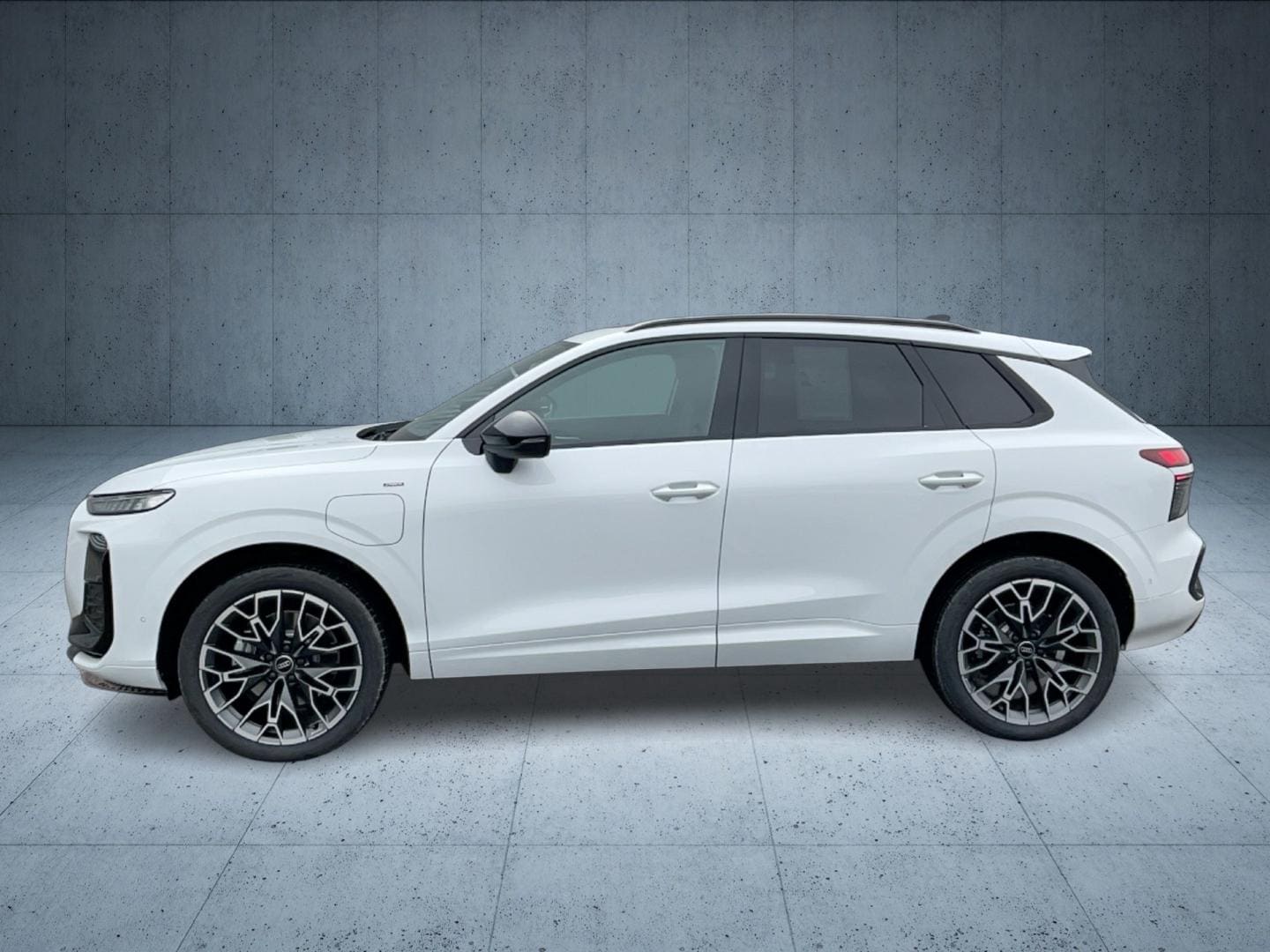 Bild über Audi Q3 SUV e-hybrid e-hybrid 200 kW S tronic - für weitere Informationen kontaktieren Sie den Audi Partner