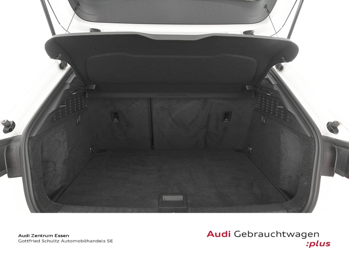 Bild über Audi A3 Sportback 30 TDI S tronic - für weitere Informationen kontaktieren Sie den Audi Partner
