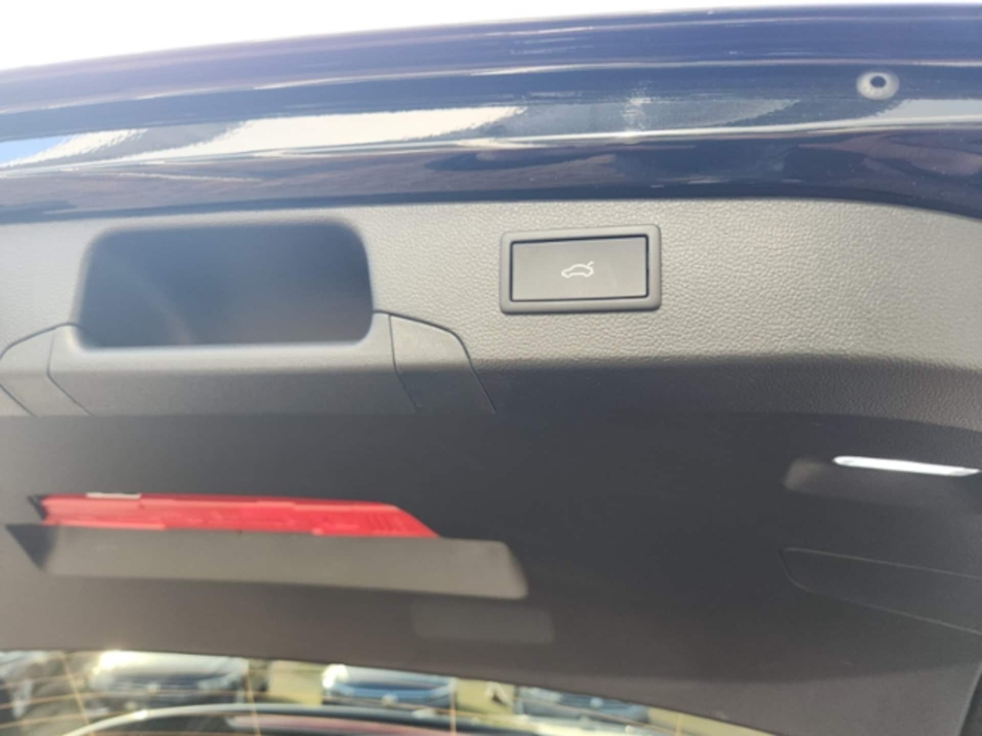 Volkswagen Passat Elegance