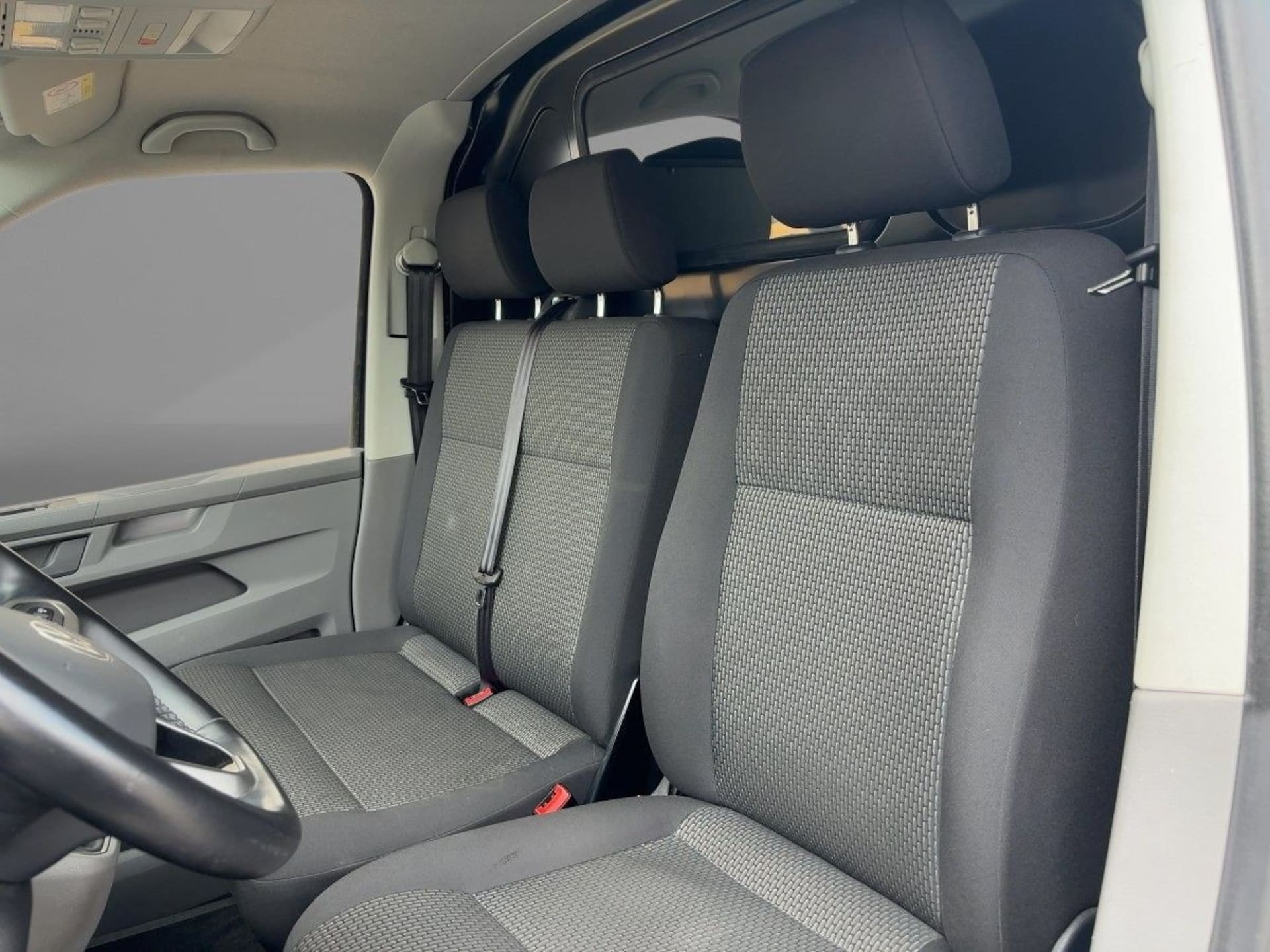 Volkswagen T6.1 Transporter Kasten kurzer Radstand