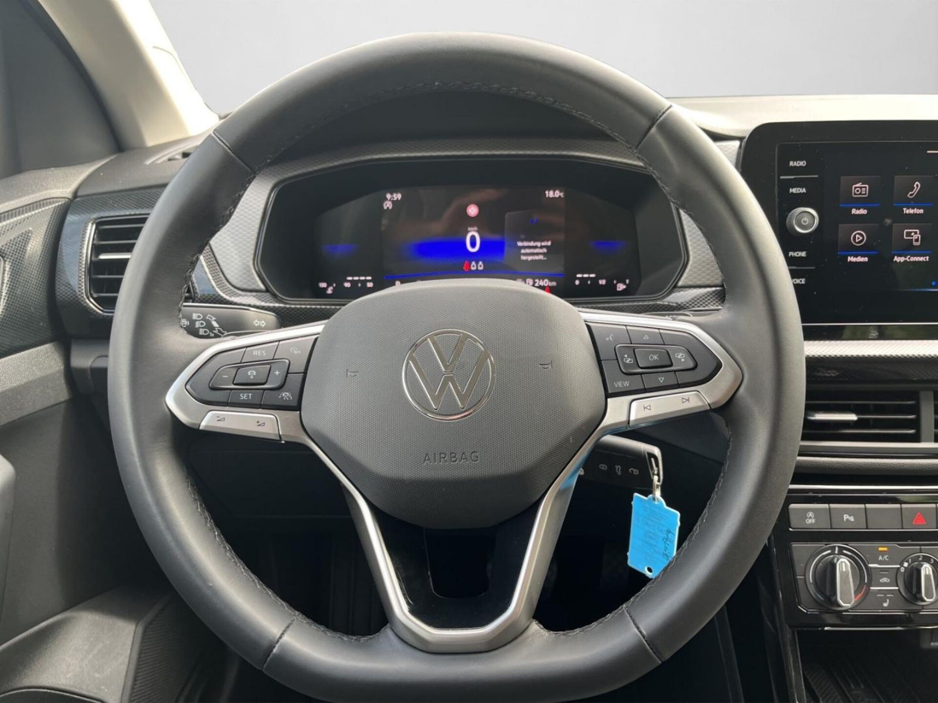 Volkswagen T-Cross Life