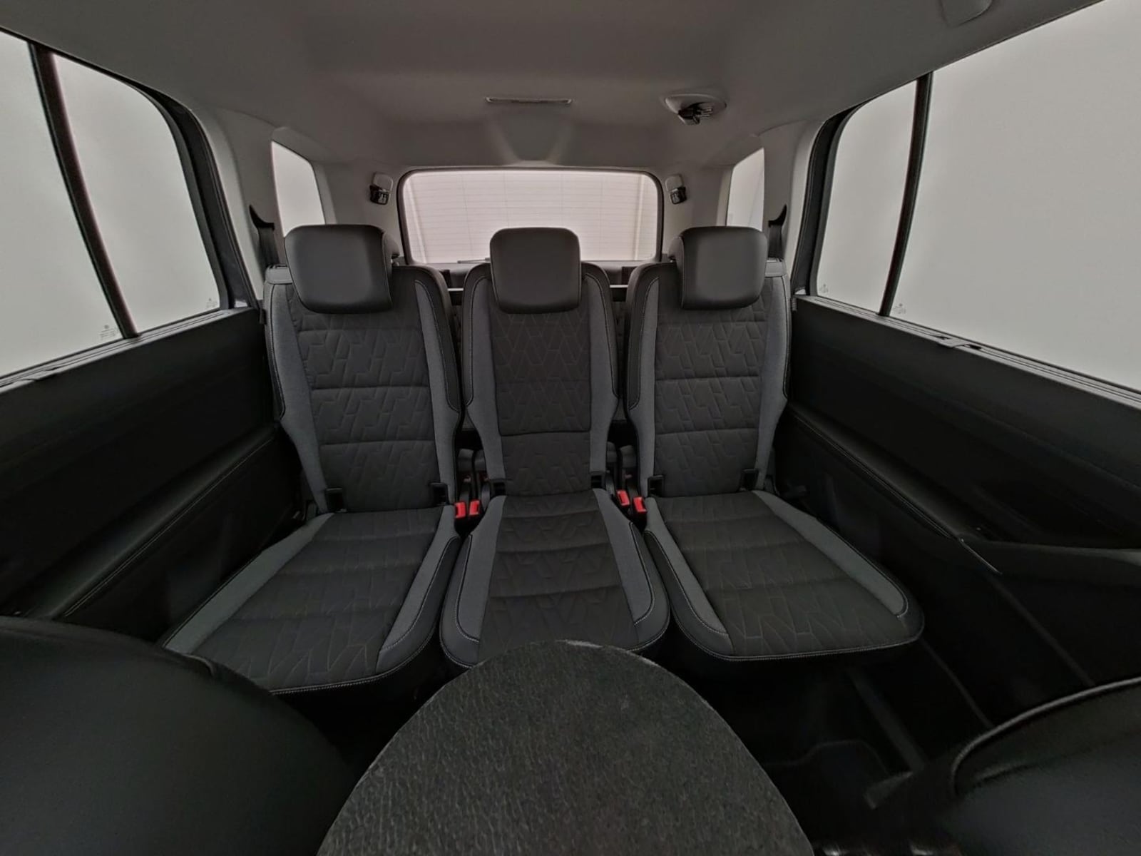 Volkswagen Touran – Bild 16