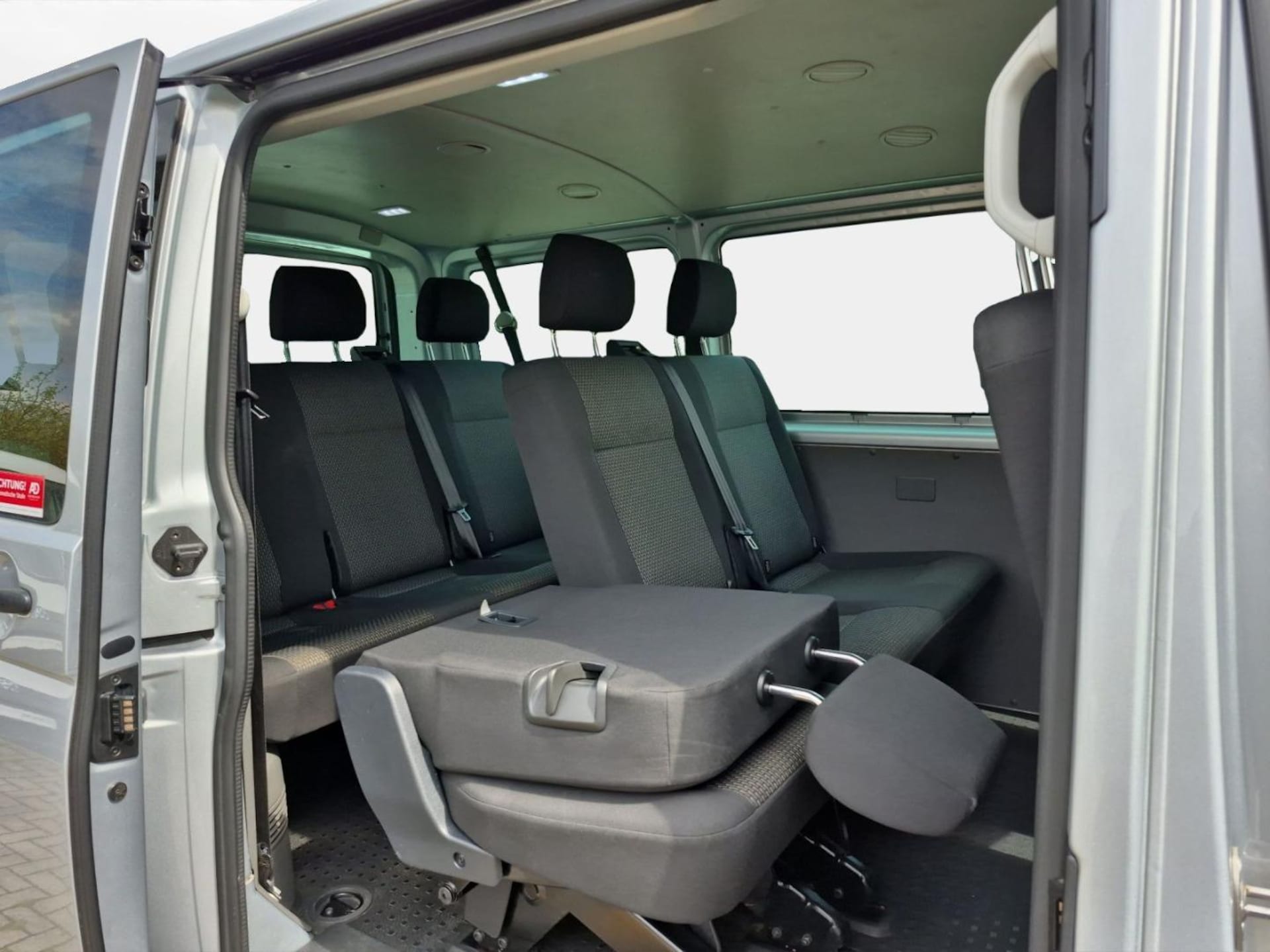 Volkswagen T6.1 Transporter Kombi kurzer Radstand