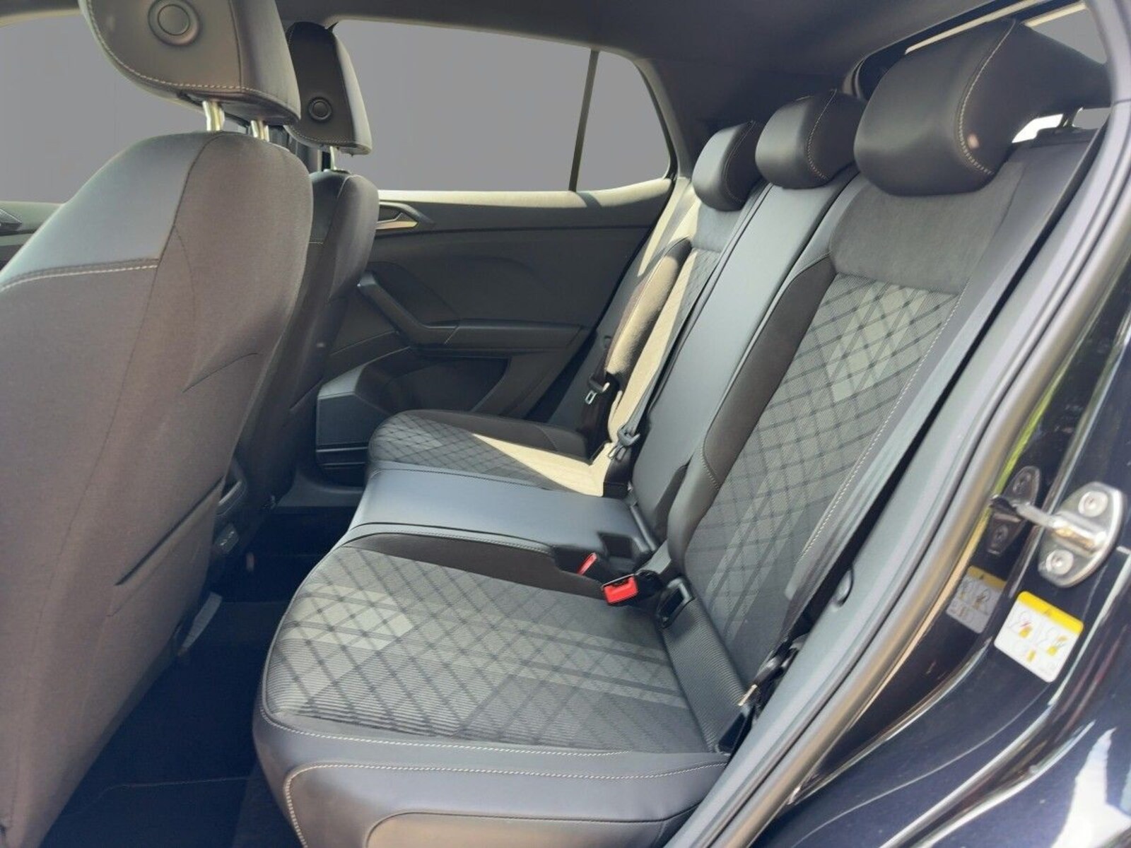 Volkswagen T-Cross – Bild 9