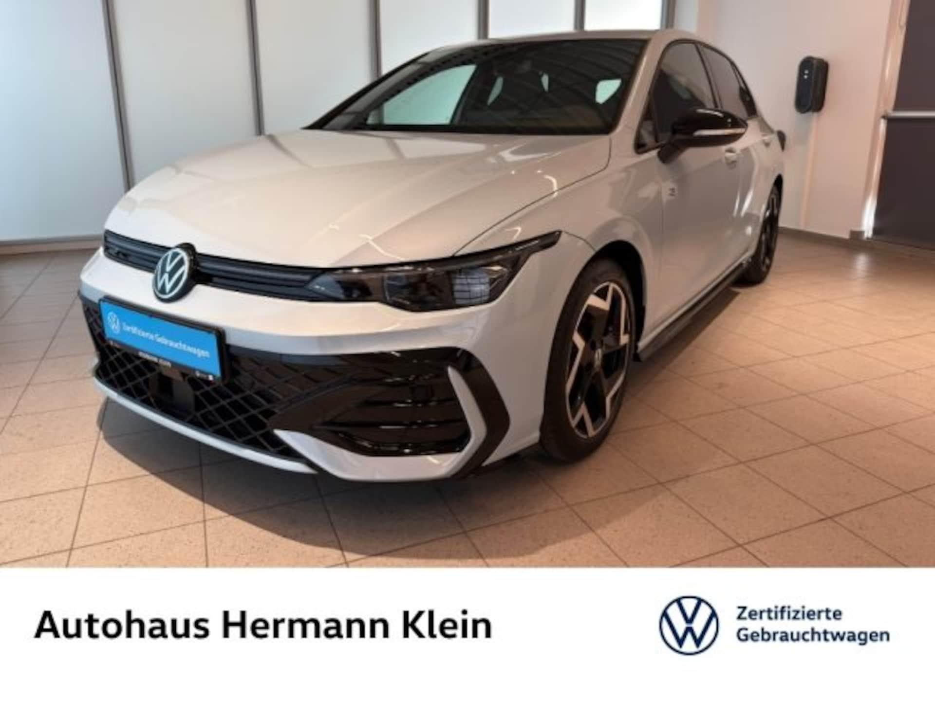 Volkswagen Golf R-Line
