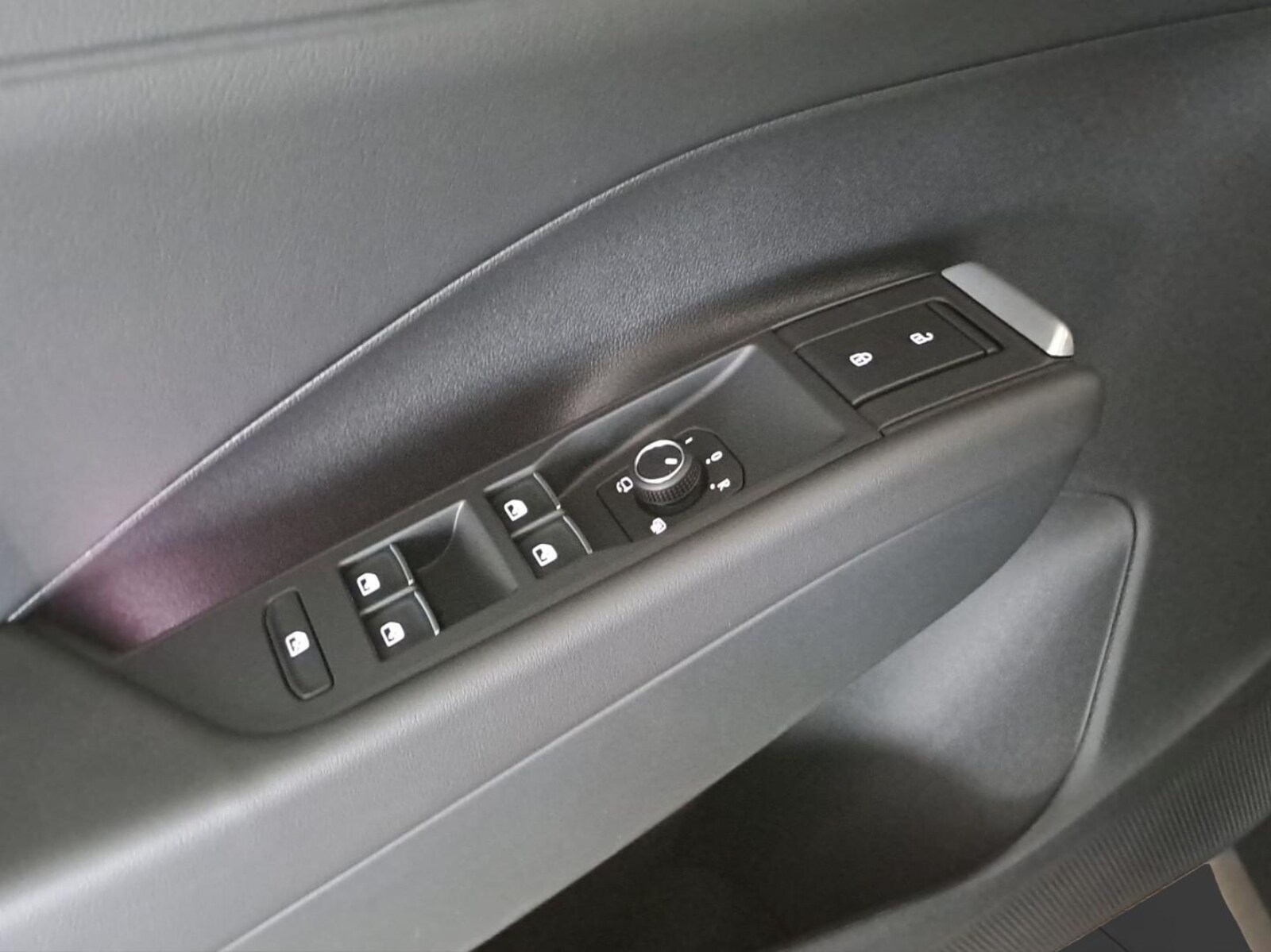 Volkswagen T-Roc – Bild 15