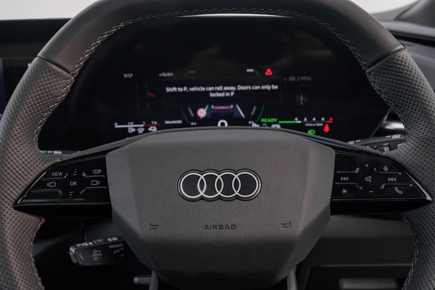 Image about Audi Q5 SUV e-hybrid quattro S tronic