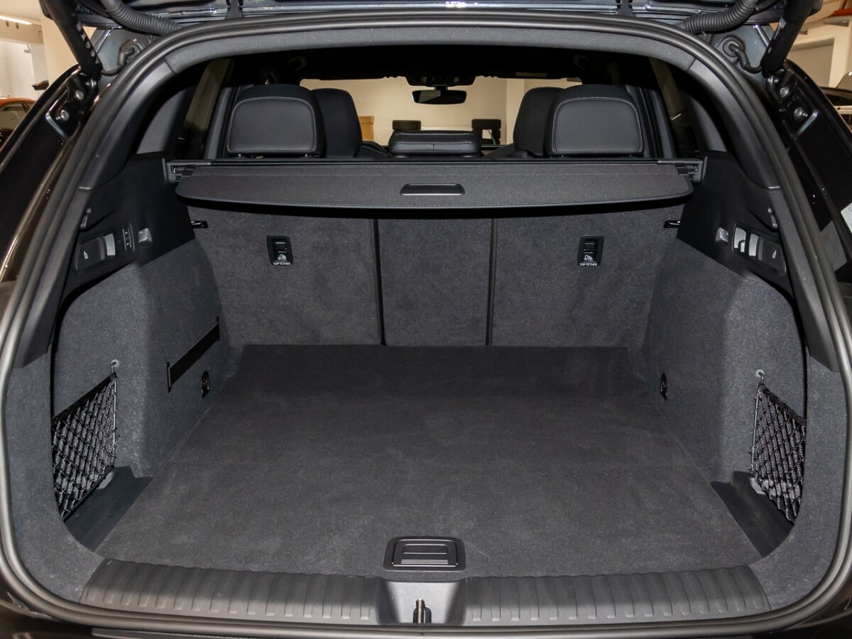Image about Audi Q6 SUV e-tron e-tron quattro