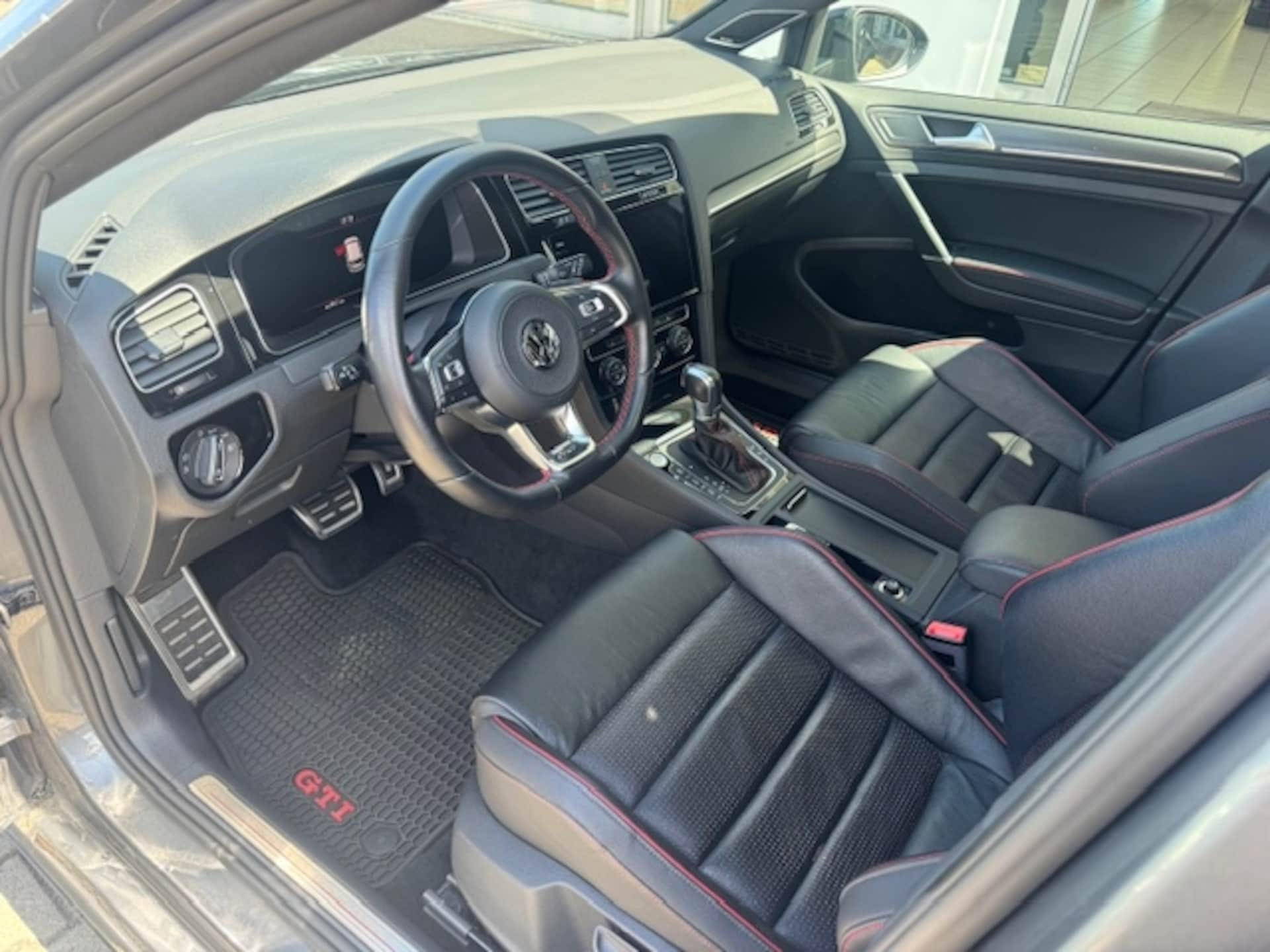 Volkswagen Golf GTI Performance