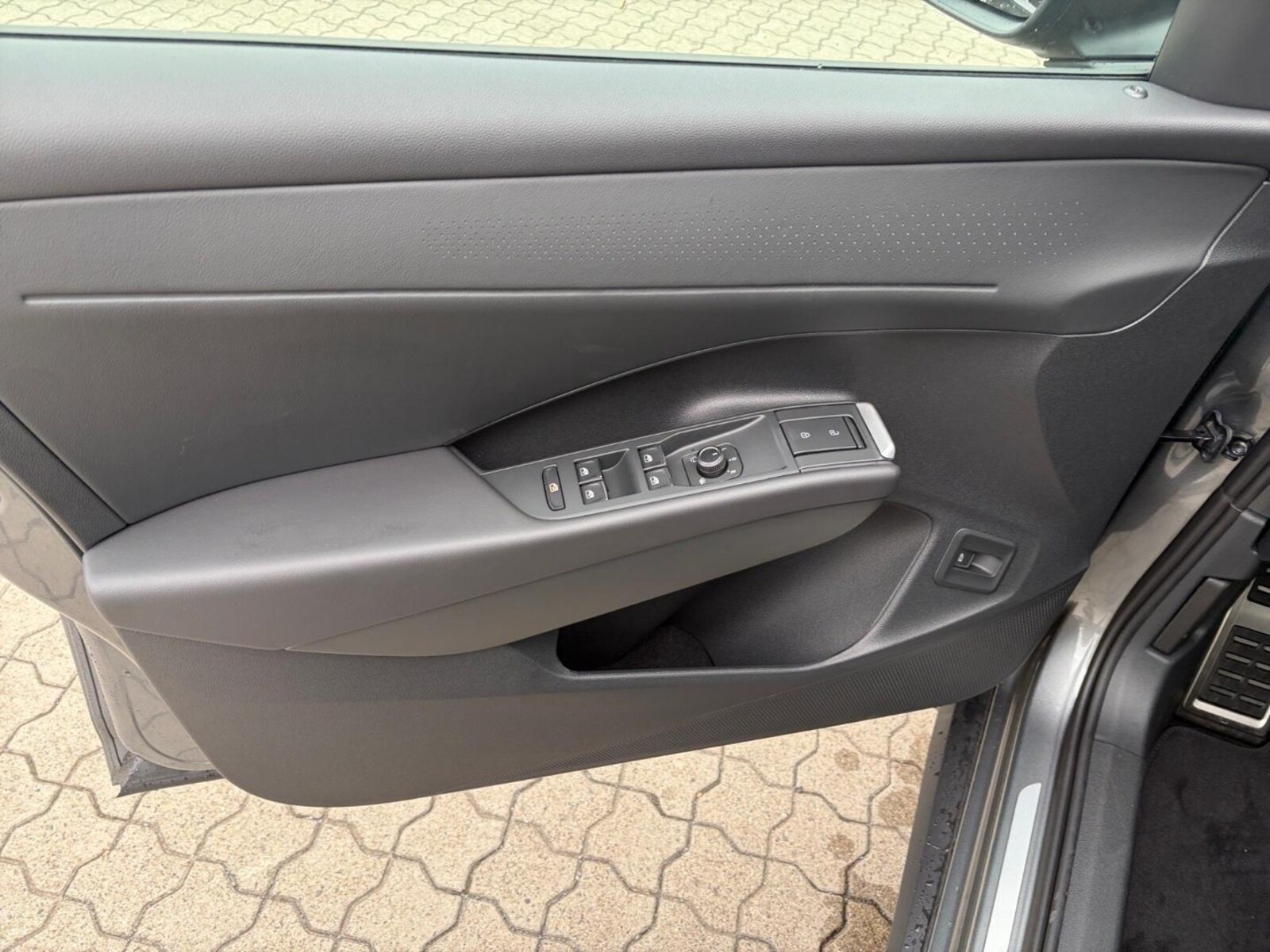 Volkswagen T-Roc – Bild 12