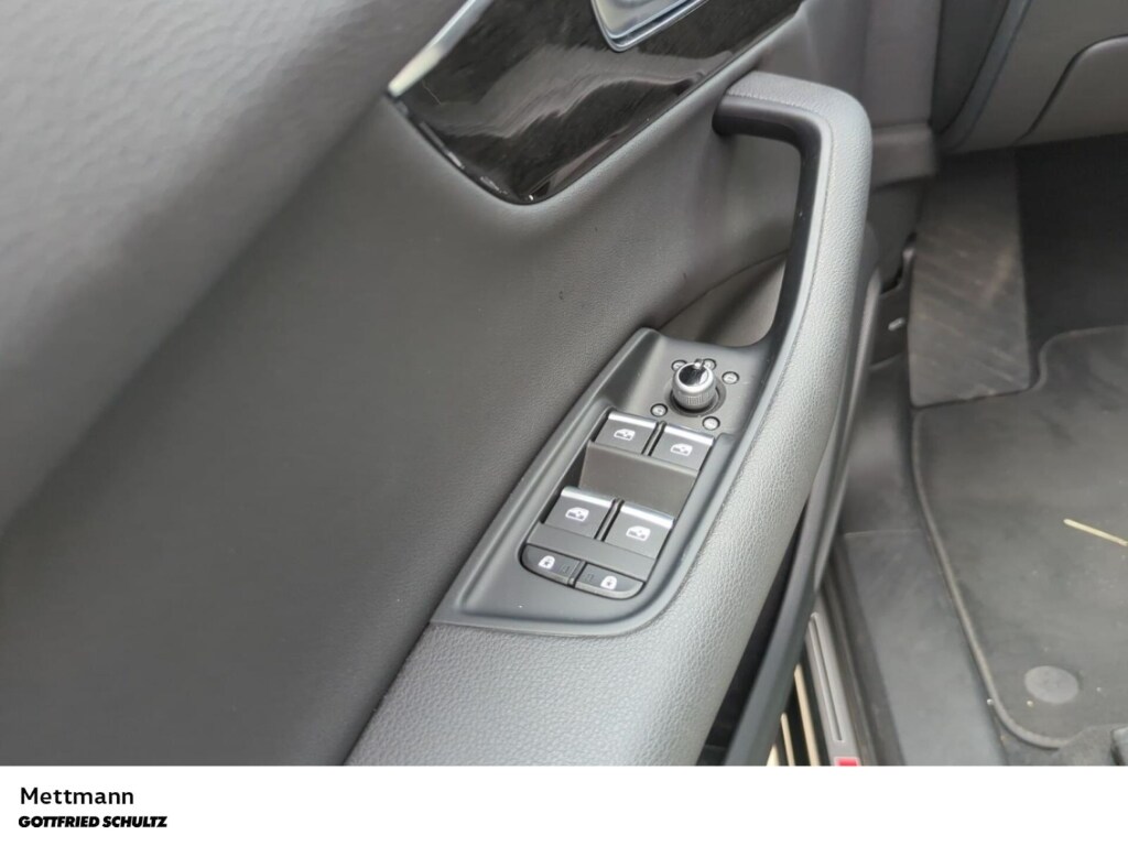 Image about Audi Q7 TFSI e 55 TFSI e quattro tiptronic