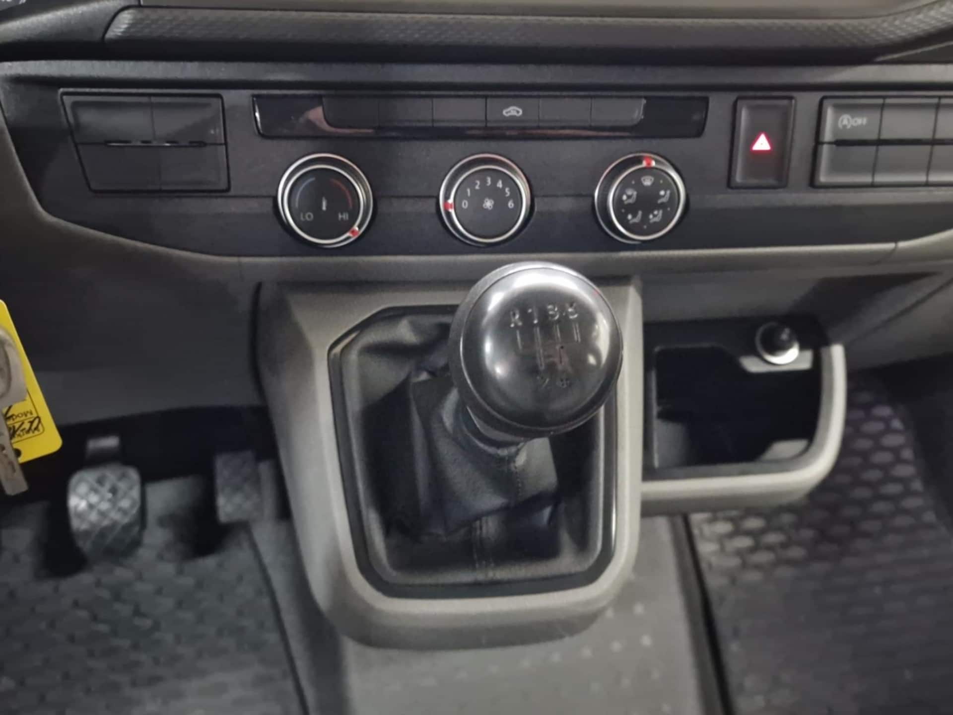 Volkswagen T6.1 Transporter Pritschenwagen Doppelkabine