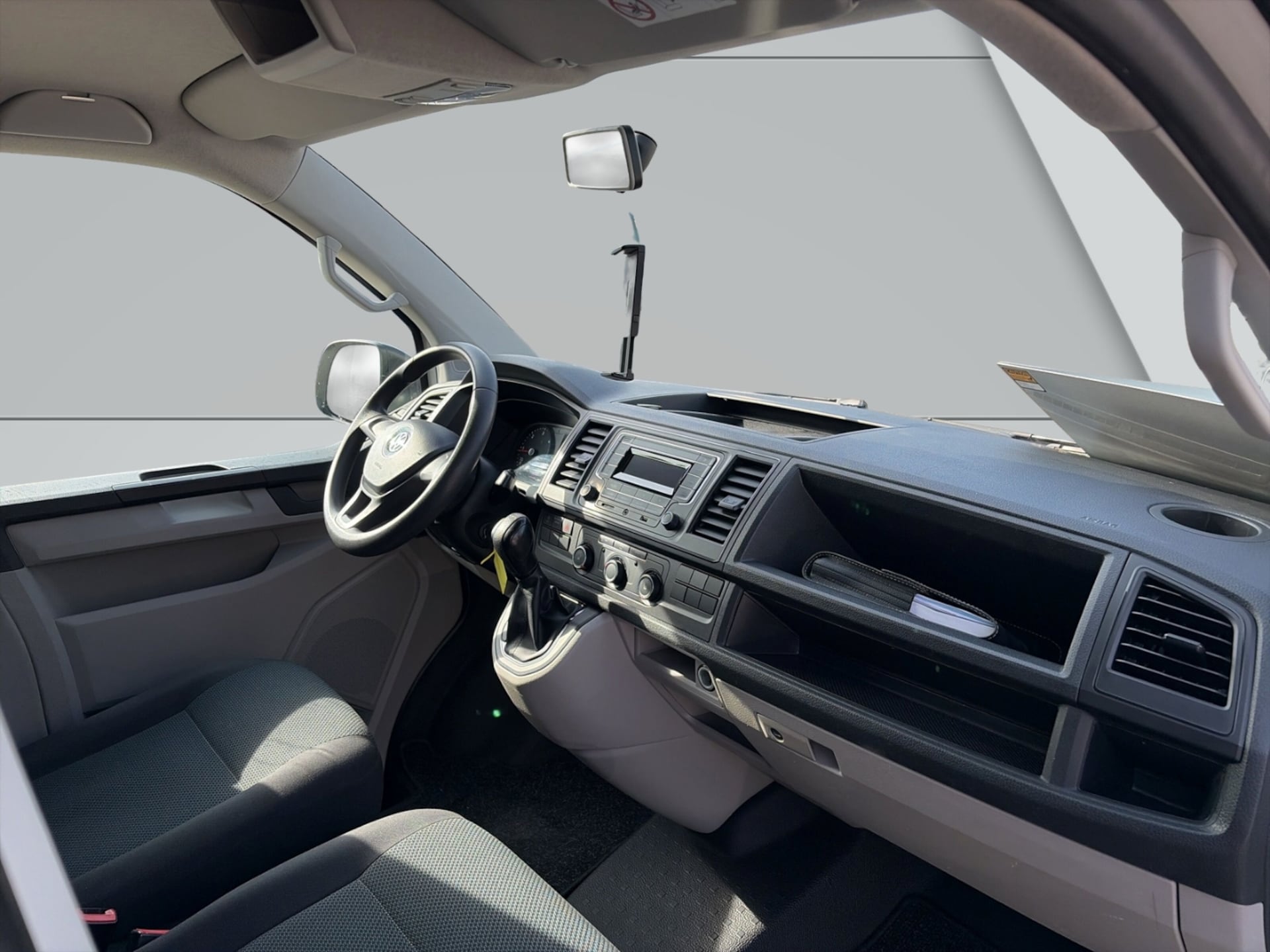 Volkswagen T6 Transporter Kasten kurzer Radstand