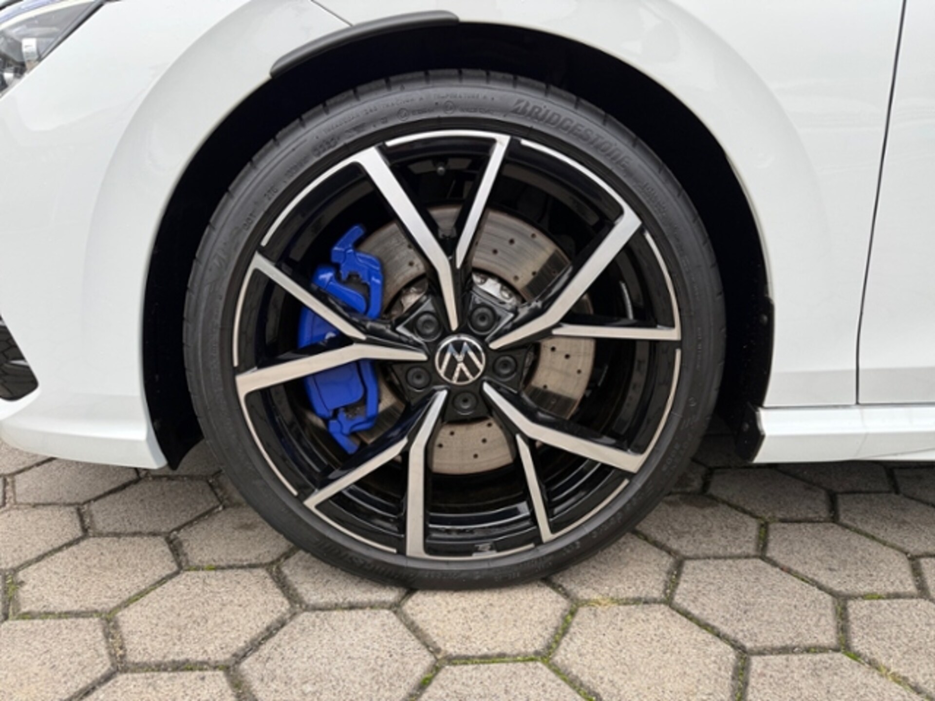 Volkswagen Golf R