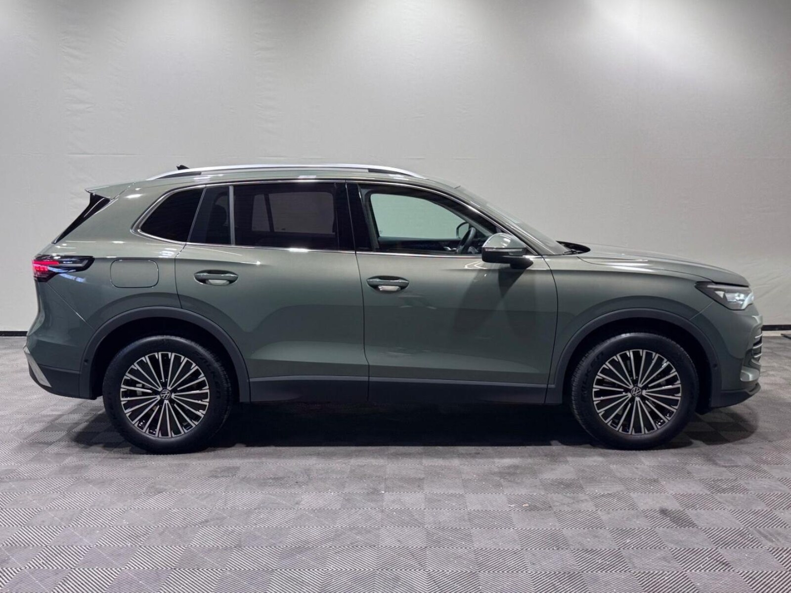 Volkswagen Tiguan – Bild 18