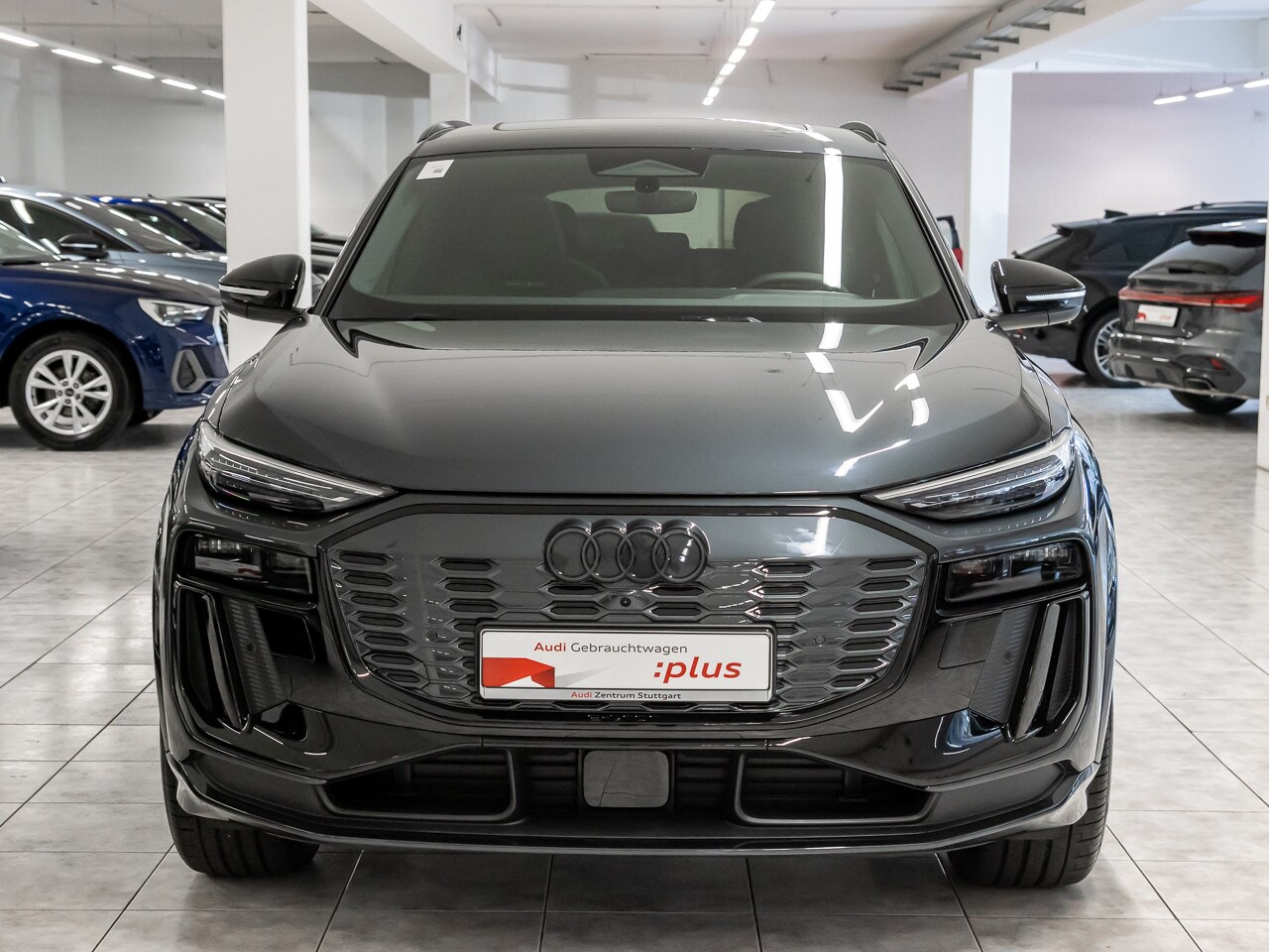 Image about Audi Q6 SUV e-tron e-tron quattro