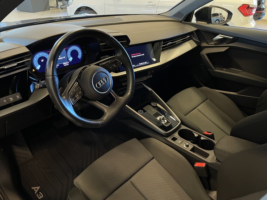 Bild som visar&nbsp;Audi A3 Sportback&nbsp;A3 Sportback 35 TFSI Proline advanced 150 hk S tronic - för mer information kontakta din Audi Partner