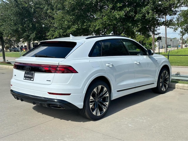 2026 Audi Q8