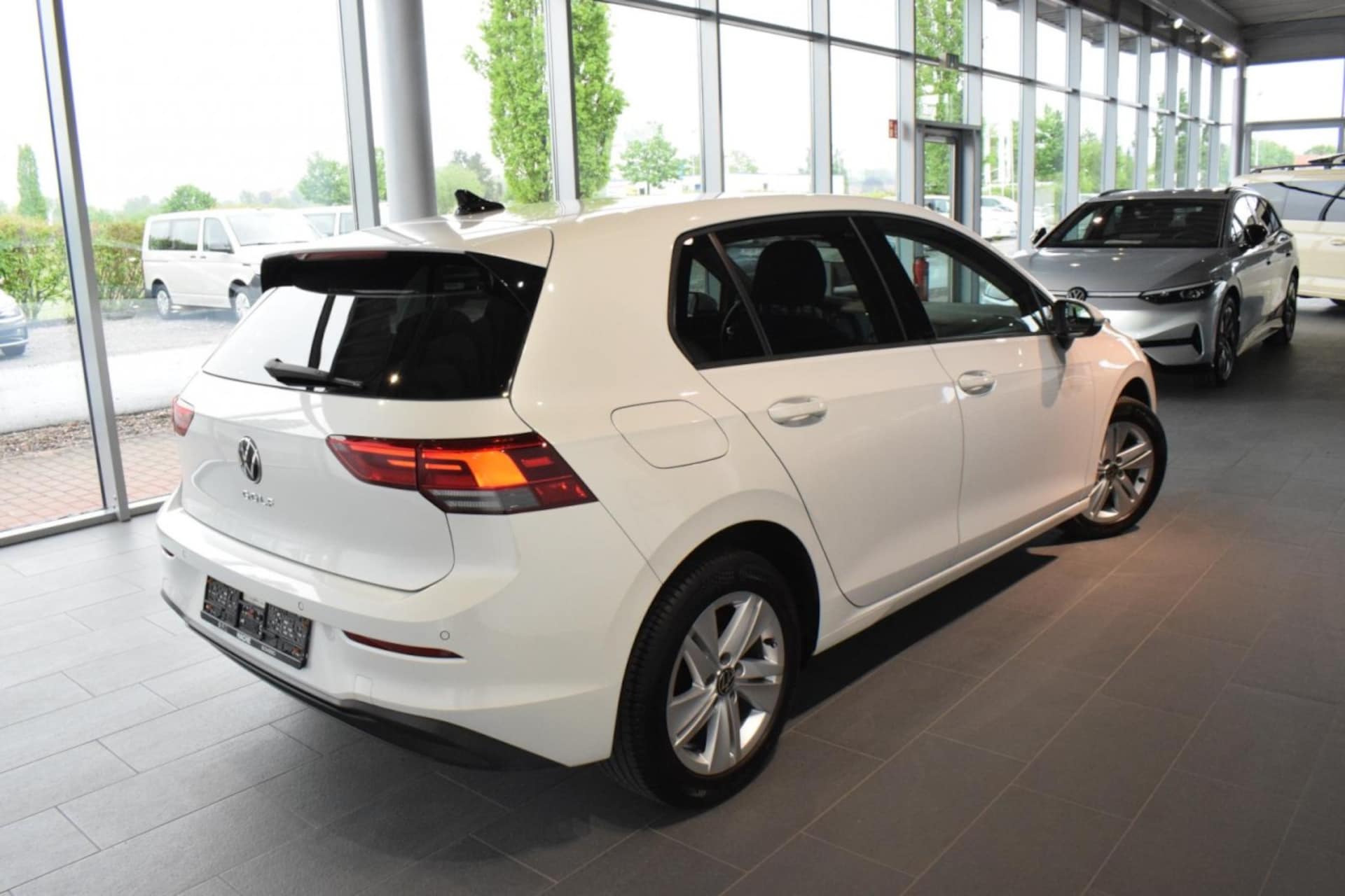 Volkswagen Golf Life