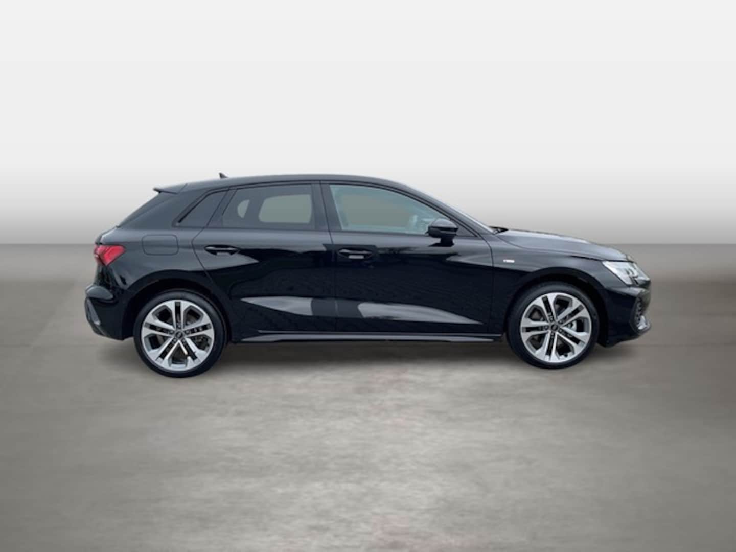 Bild über Audi A3 Sportback TFSI e TFSI e 150 kW S tronic - für weitere Informationen kontaktieren Sie den Audi Partner