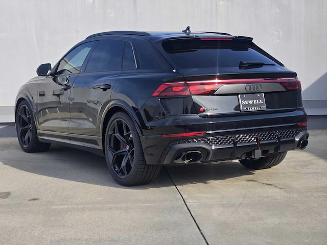 2026 Audi RS Q8 SUV performance