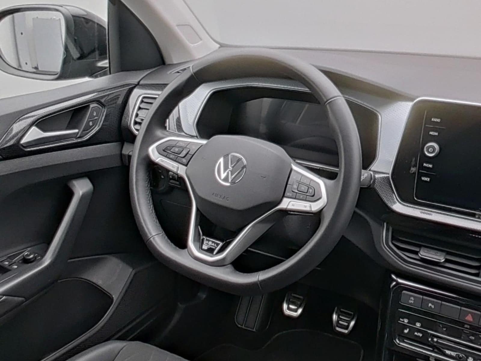 Volkswagen T-Cross – Bild 13