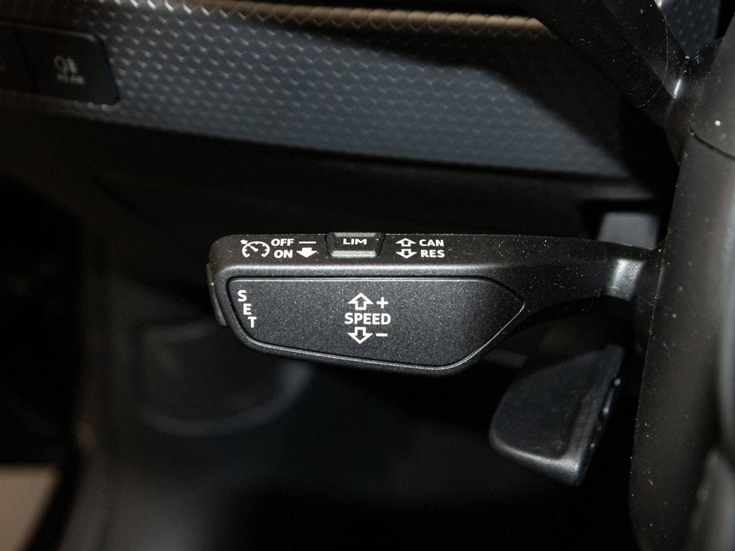 Bild über Audi A1 Sportback 30 TFSI S tronic - für weitere Informationen kontaktieren Sie den Audi Partner