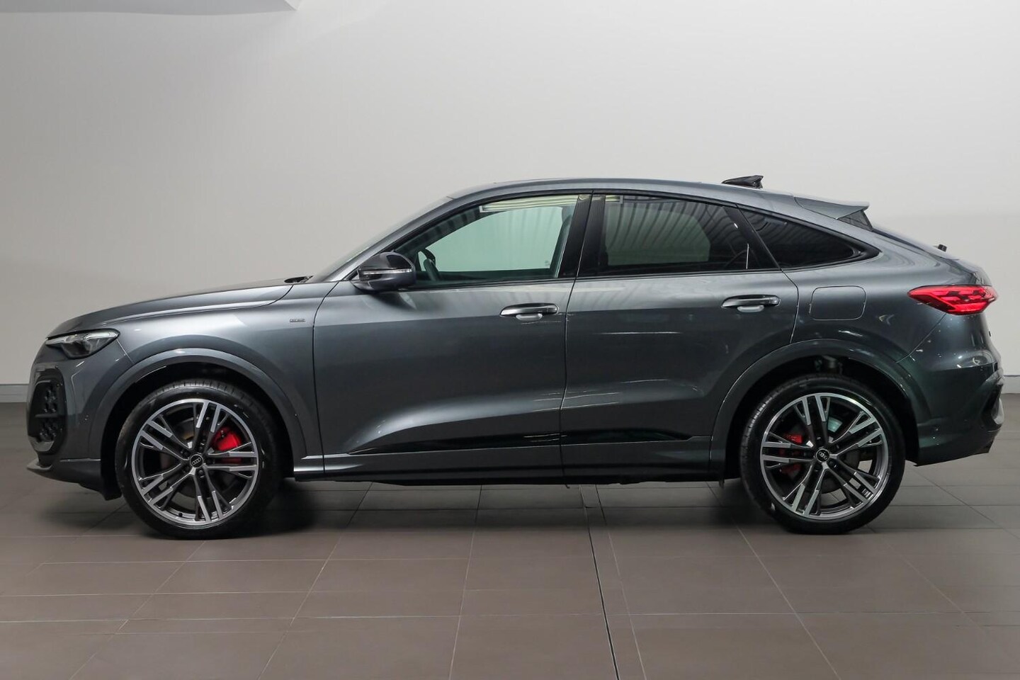 Image about Audi Q5 Sportback e-hybrid quattro S tronic