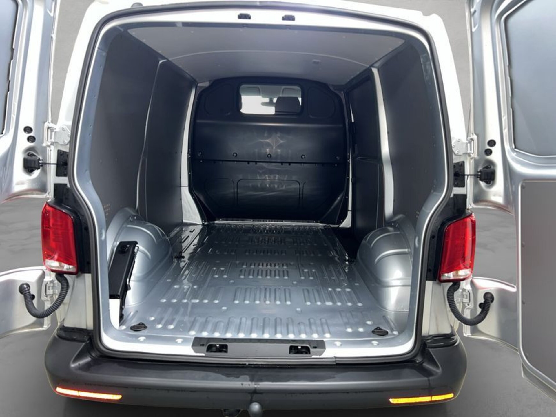 Volkswagen T6.1 Transporter Kasten kurzer Radstand