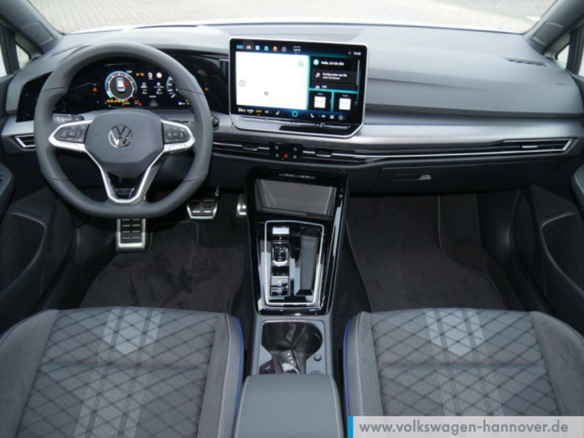 Volkswagen Golf R-Line