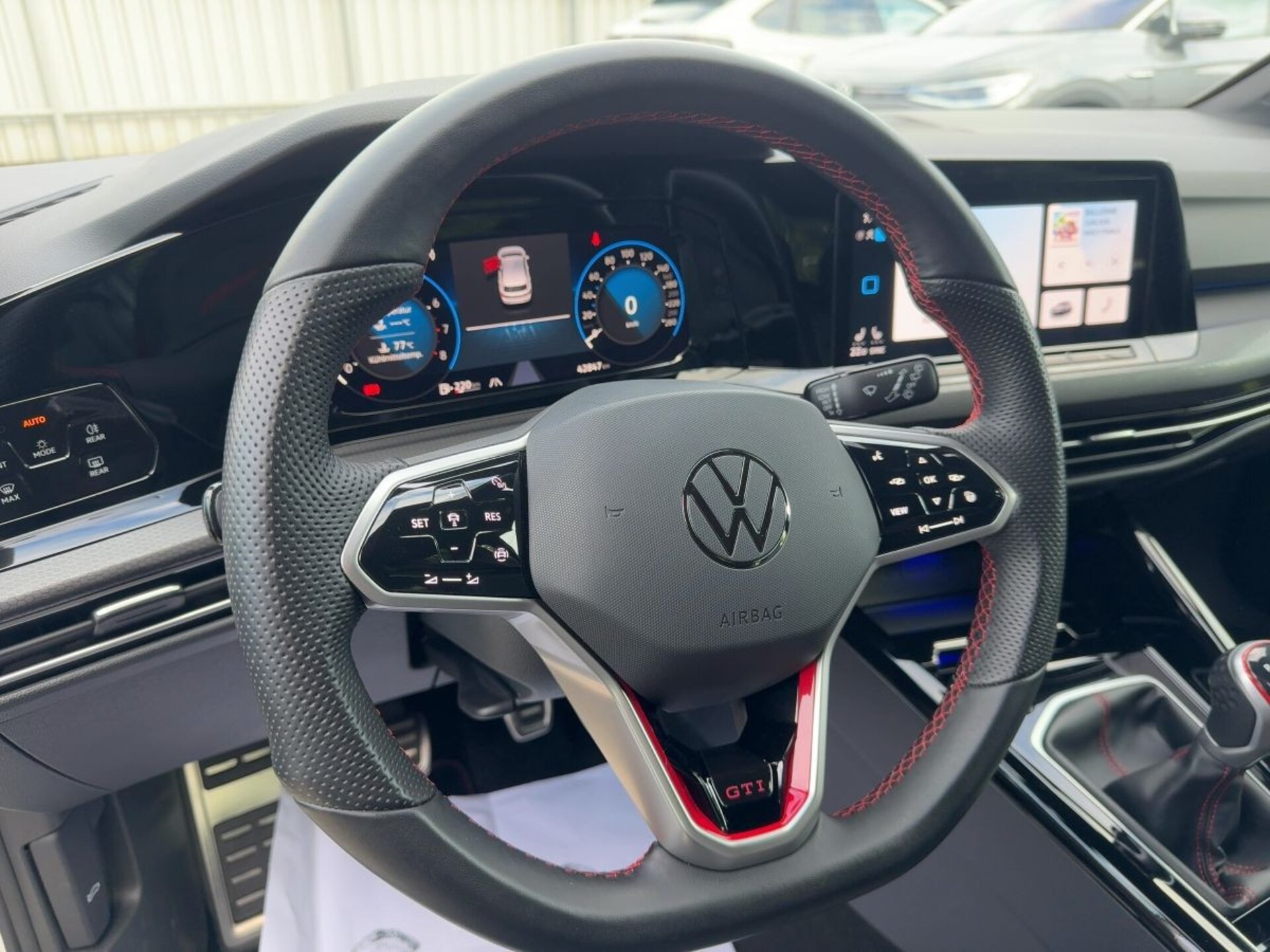 Volkswagen Golf GTI