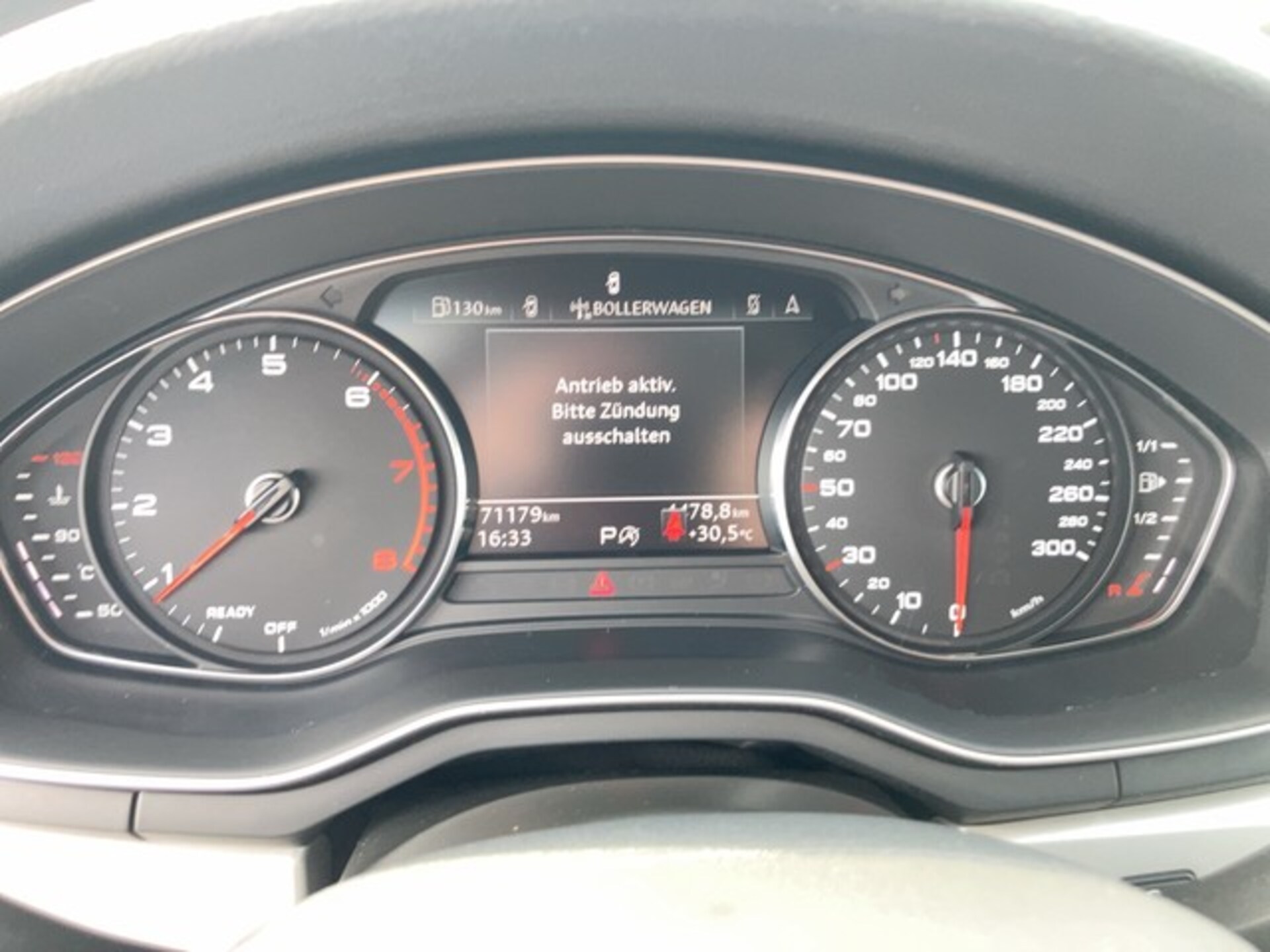 Audi A4 Avant S line