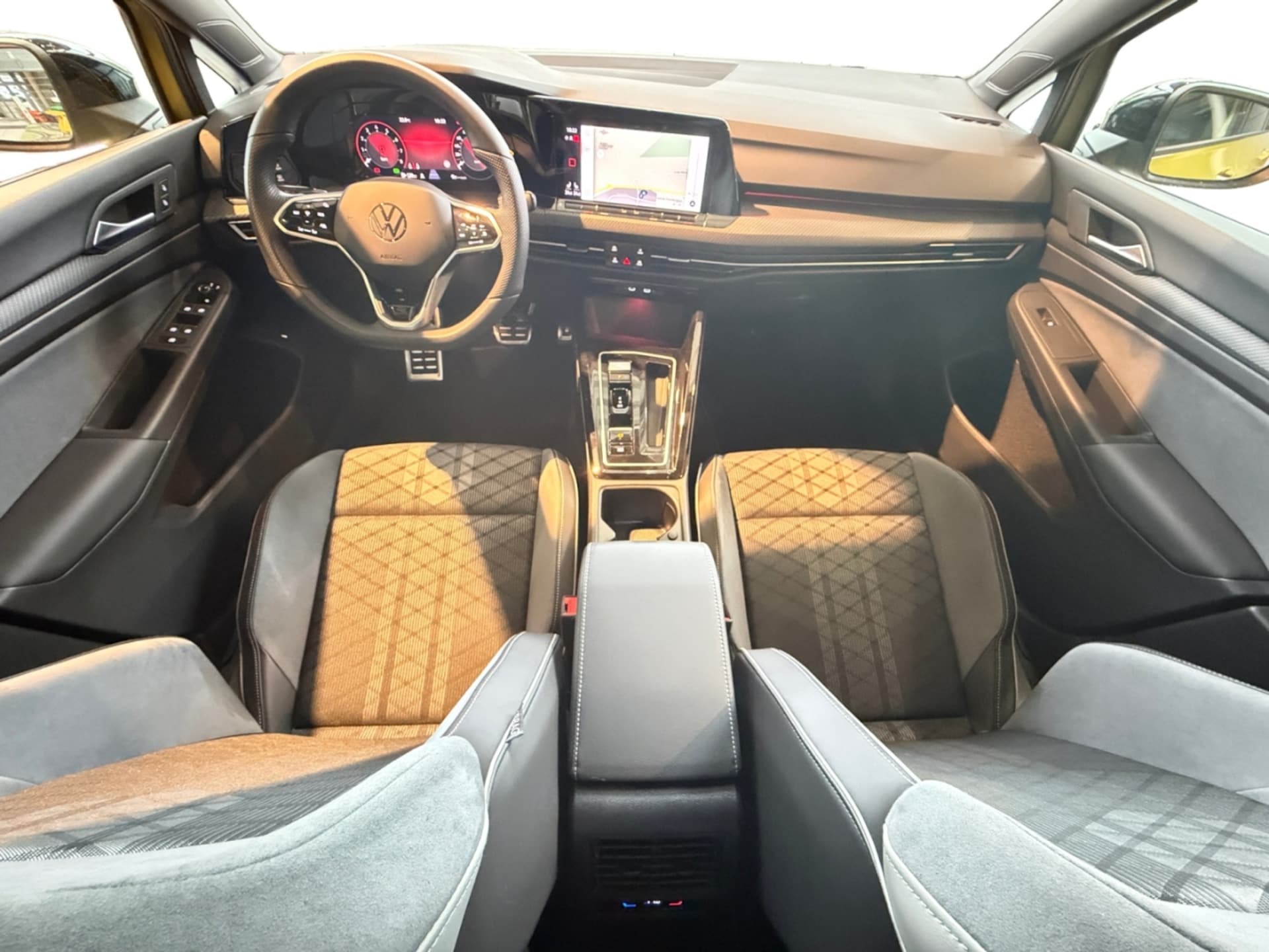 Volkswagen Golf Variant R-Line