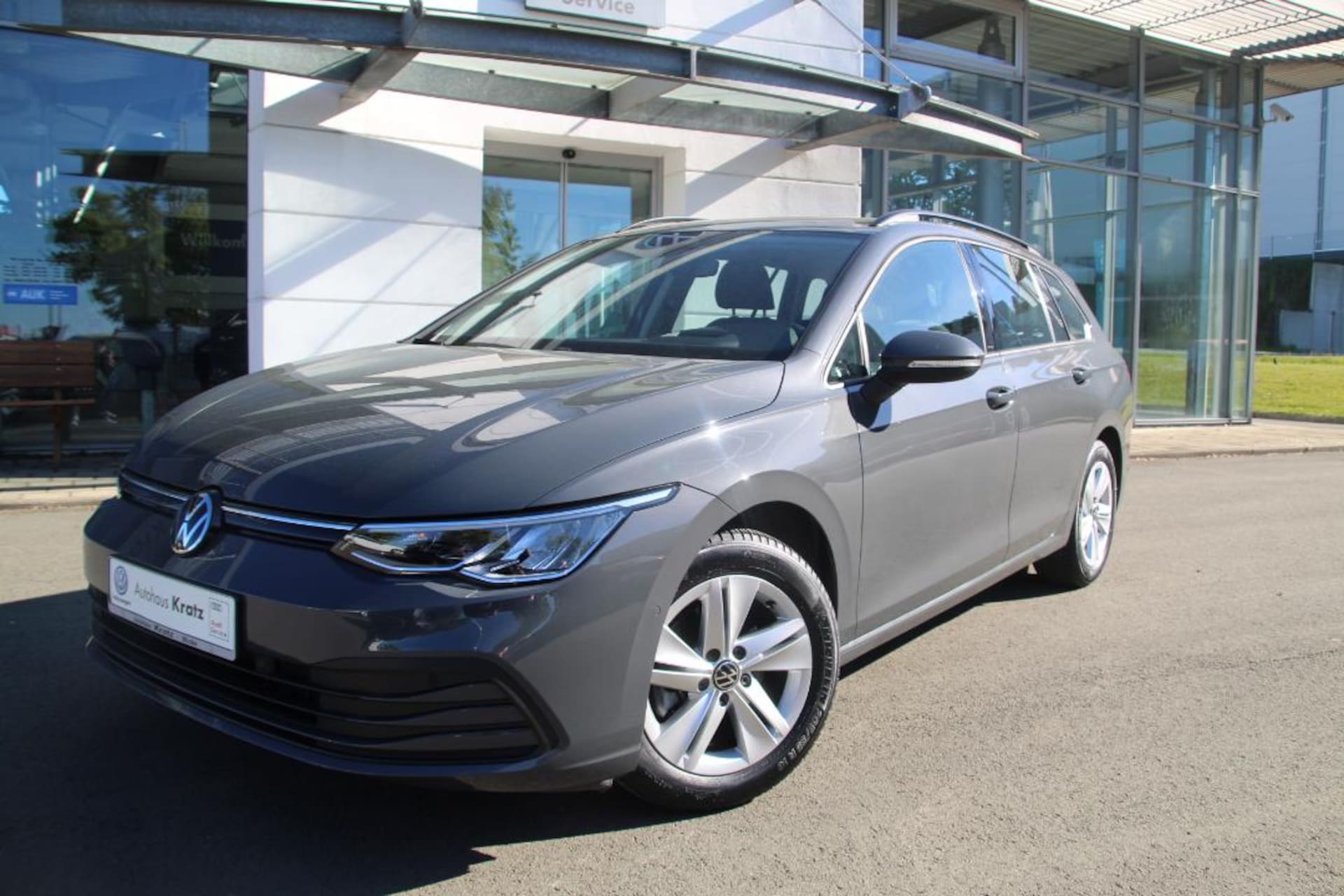Volkswagen Golf Variant Life