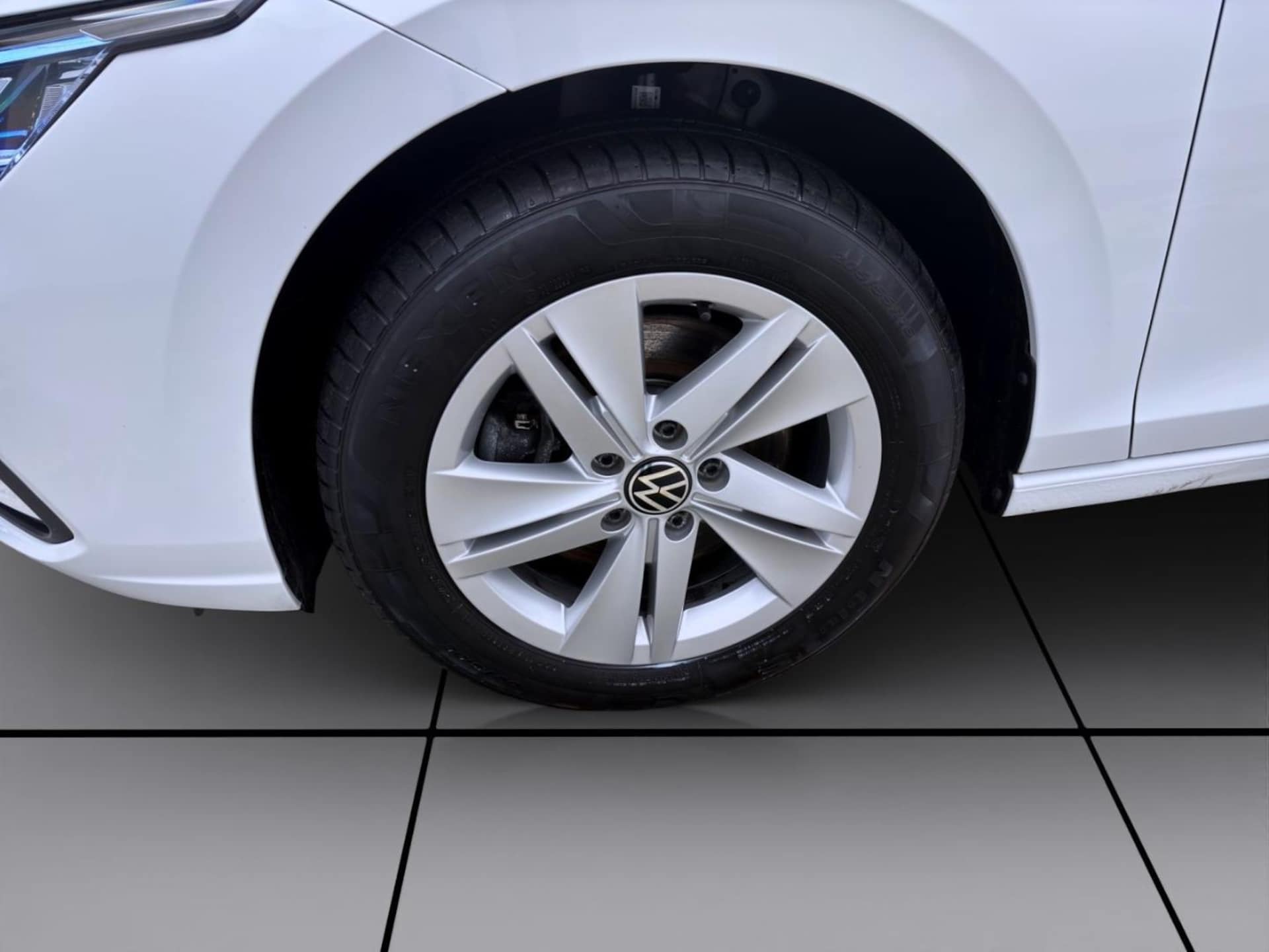 Volkswagen Golf Variant Life