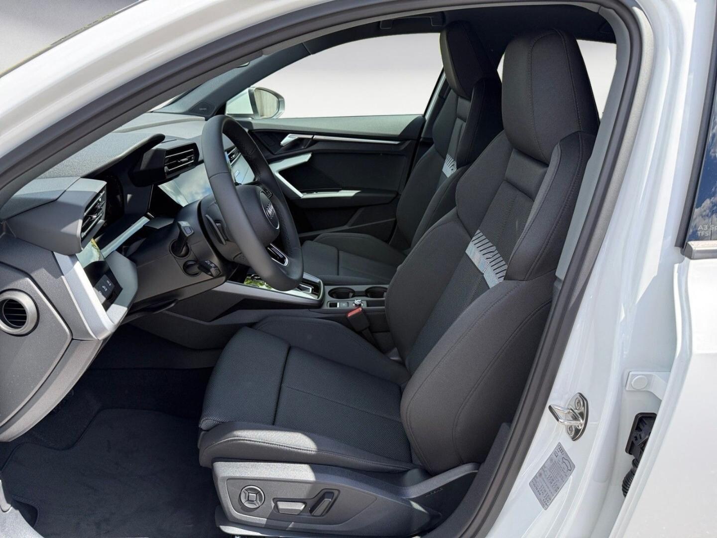 Bild über Audi A3 Sportback TFSI 110 kW S tronic - für weitere Informationen kontaktieren Sie den Audi Partner