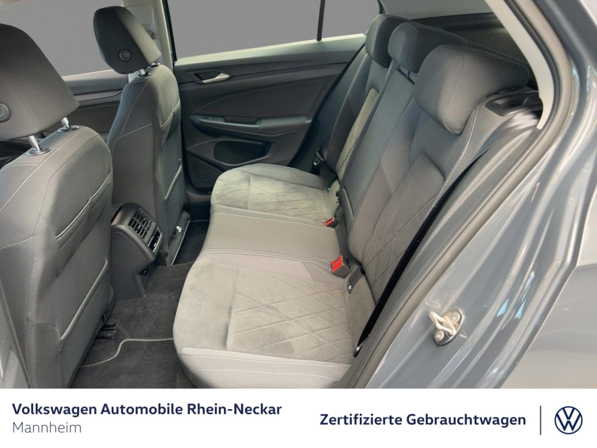 Volkswagen Golf Style