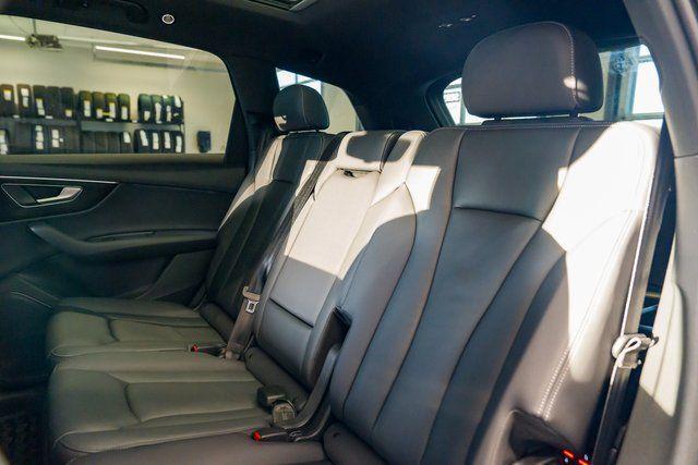 2025 Audi Q7 Premium - Photo 25