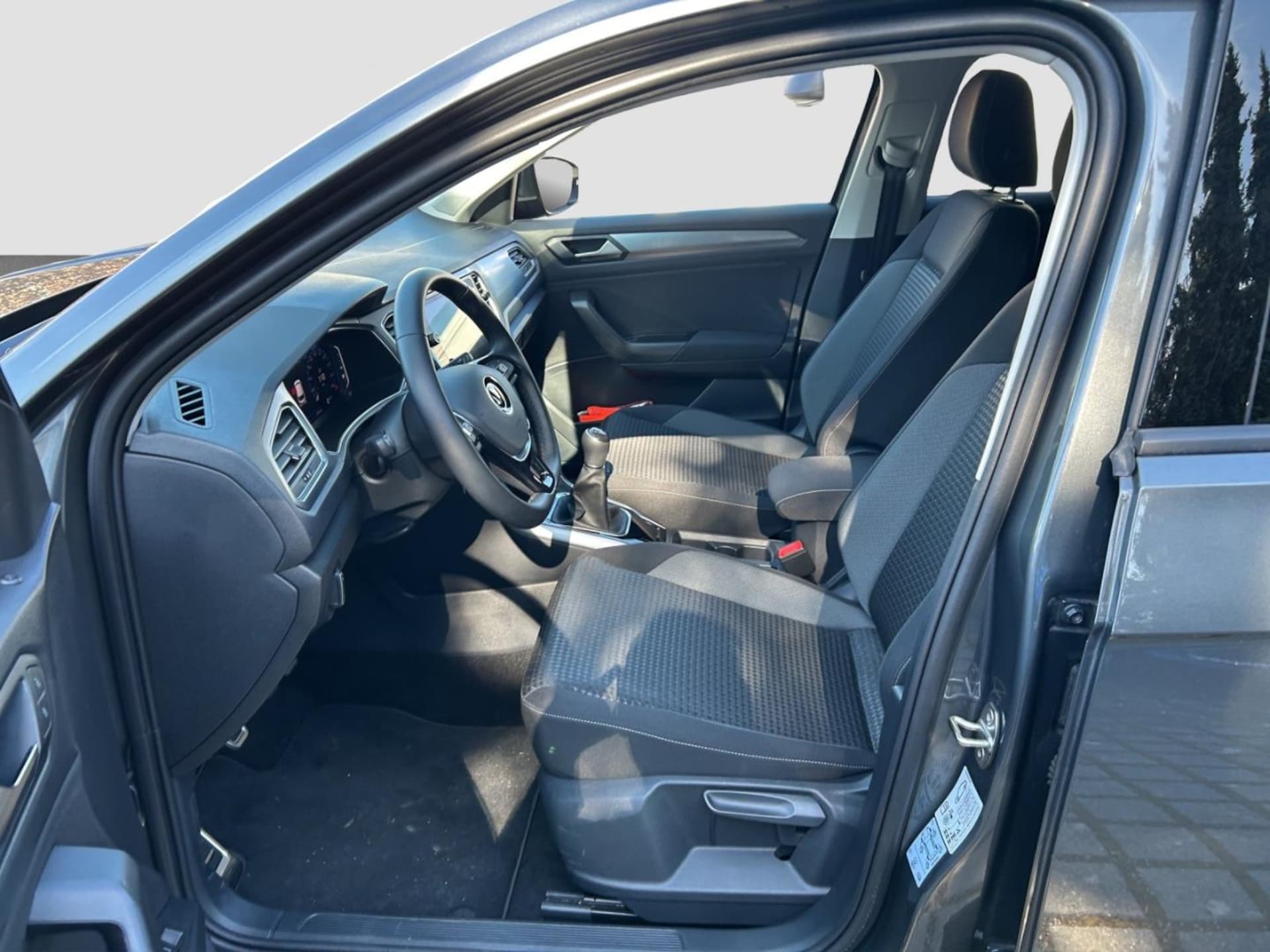 Volkswagen T-Roc Active