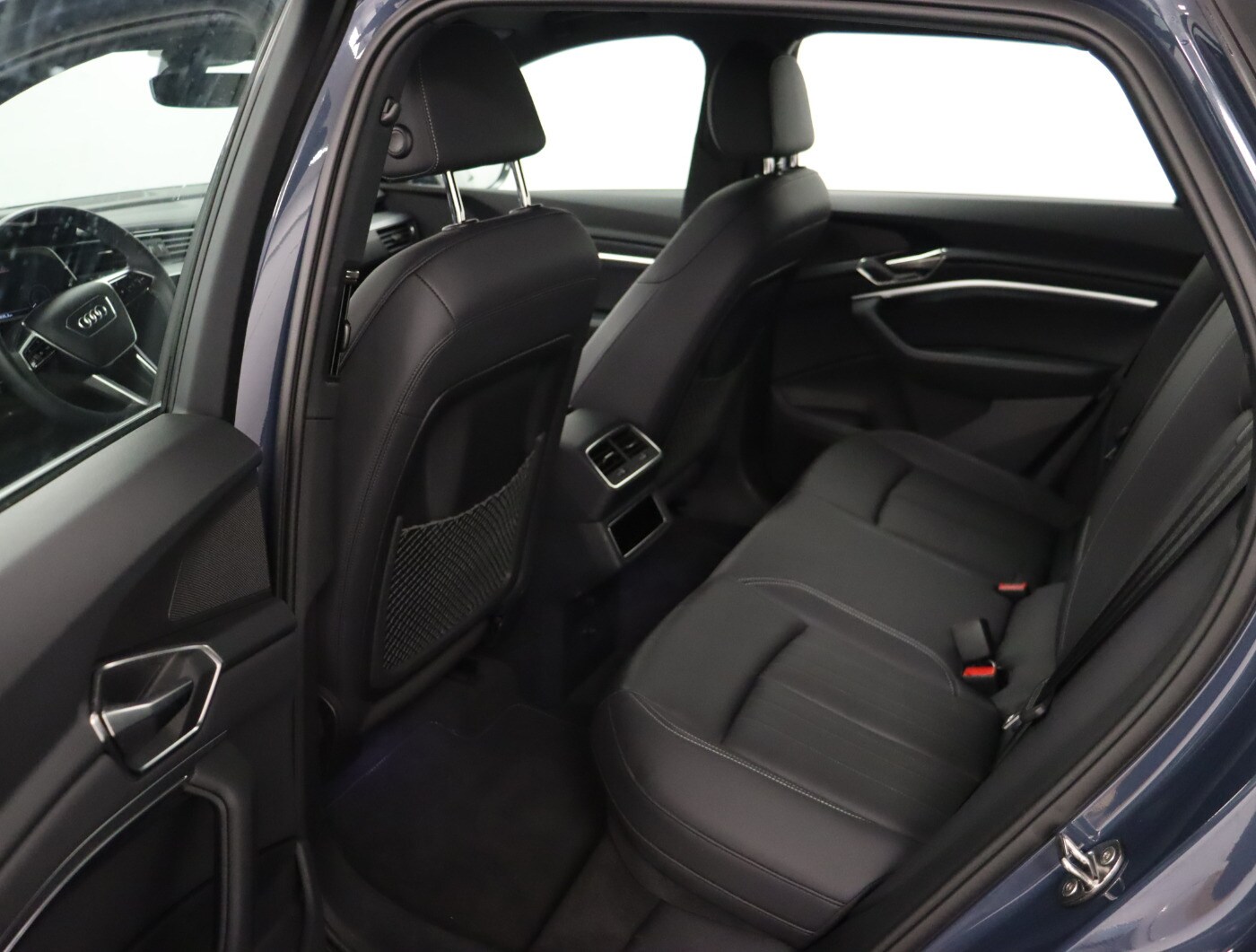 Image about Audi Q8 e-tron S line 55 e-tron quattro