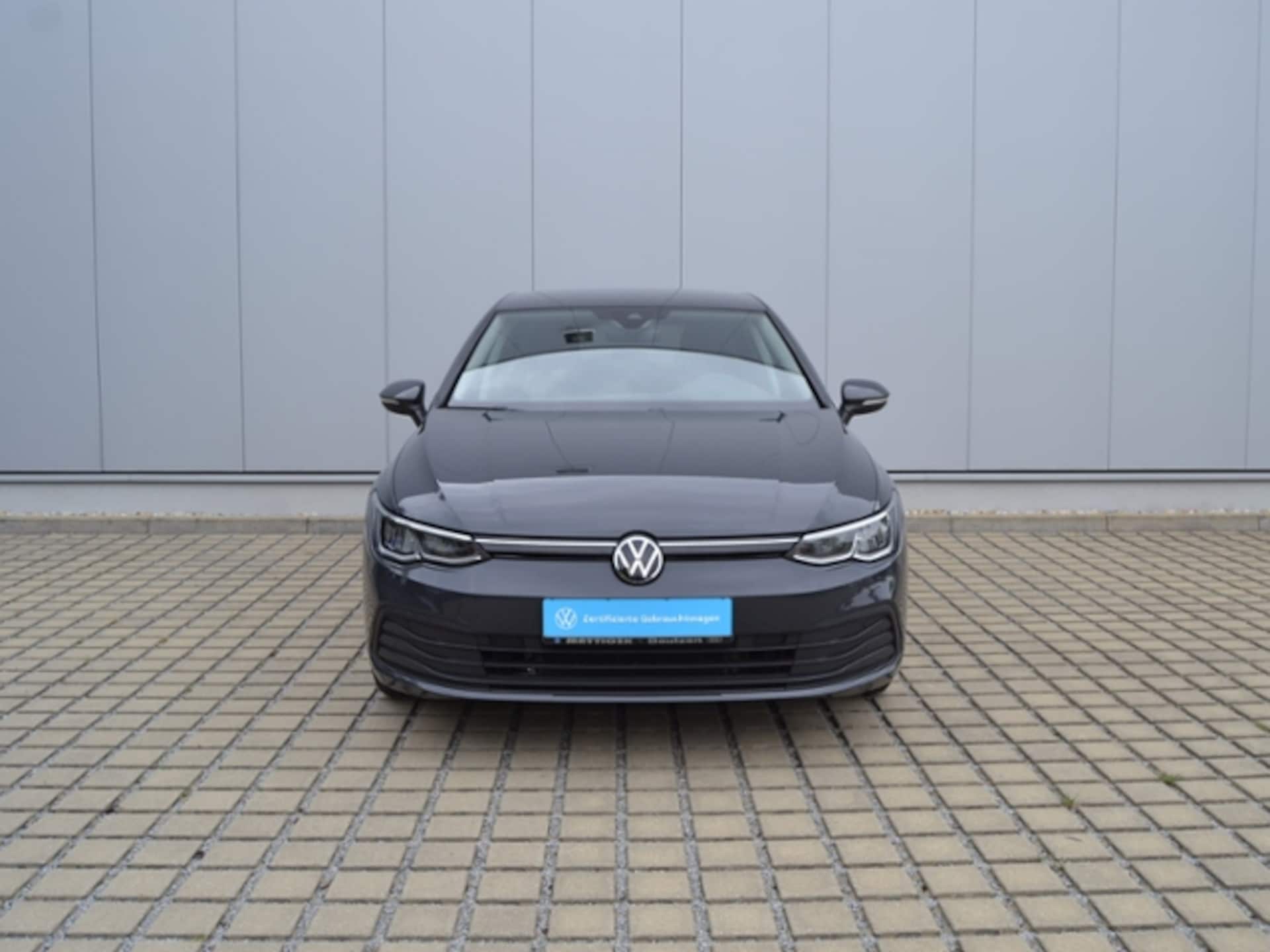 Volkswagen Golf Life