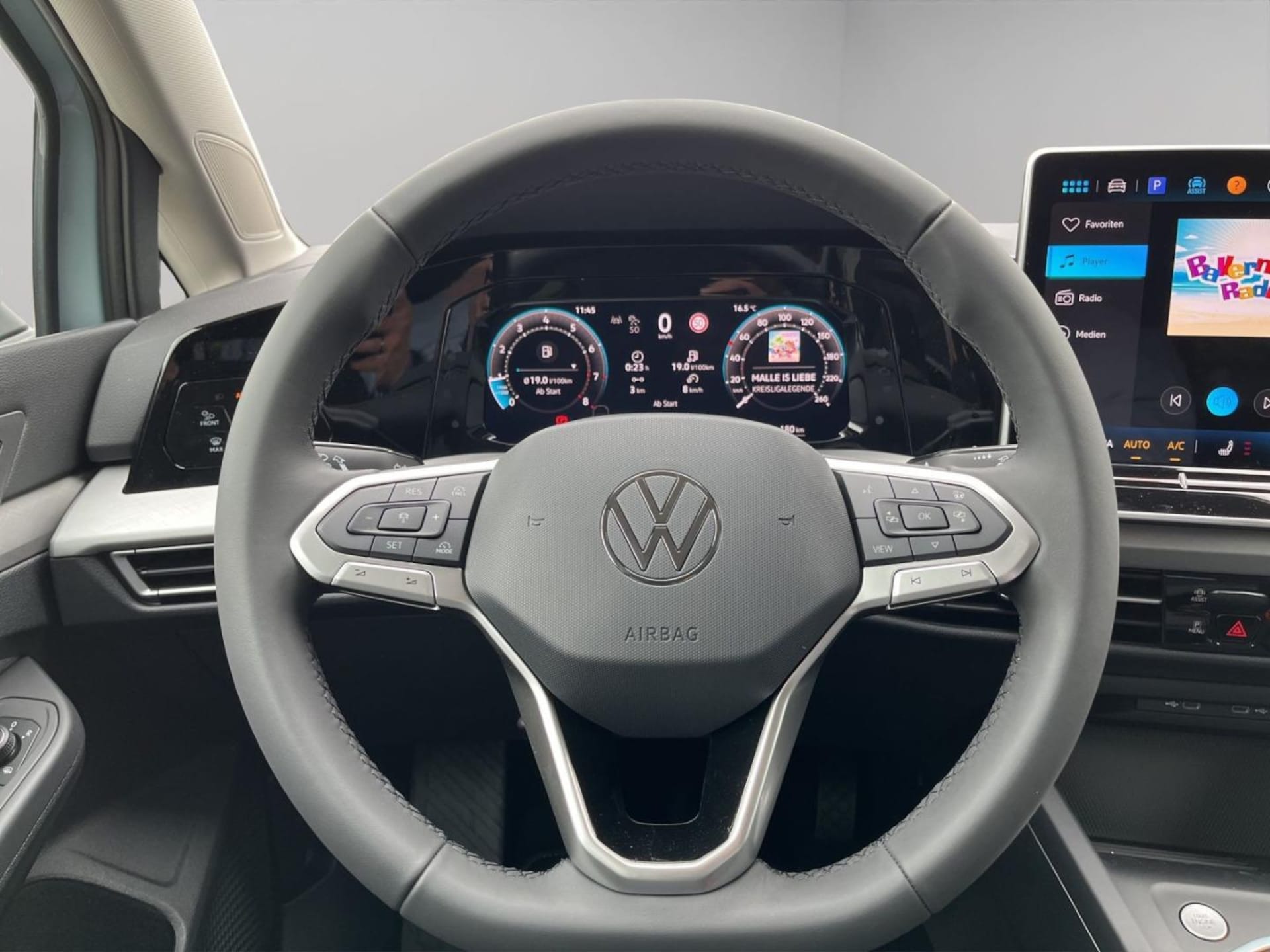 Volkswagen Golf Life