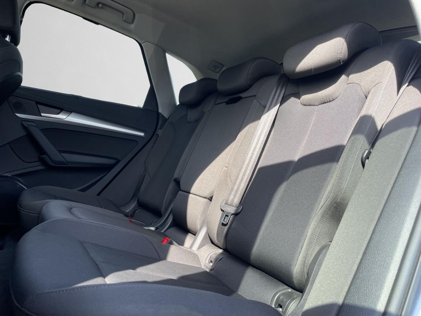 Bild über Audi Q5 TFSI e S line business 55 TFSI e quattro S tronic - für weitere Informationen kontaktieren Sie den Audi Partner