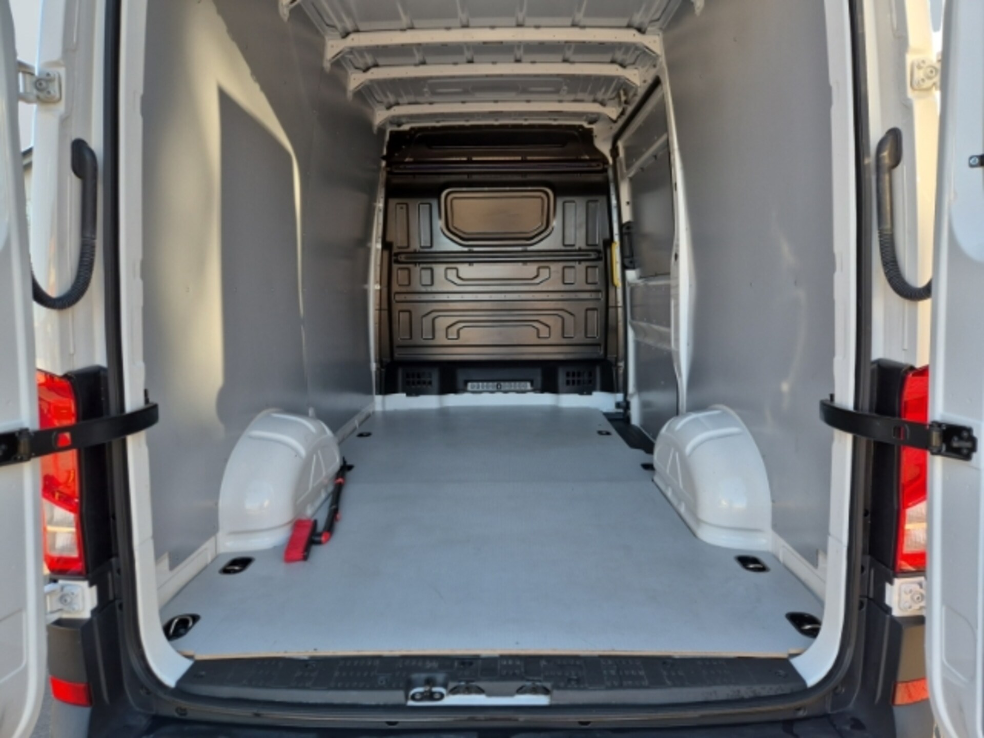 Volkswagen Crafter Kasten mittlerer Radstand