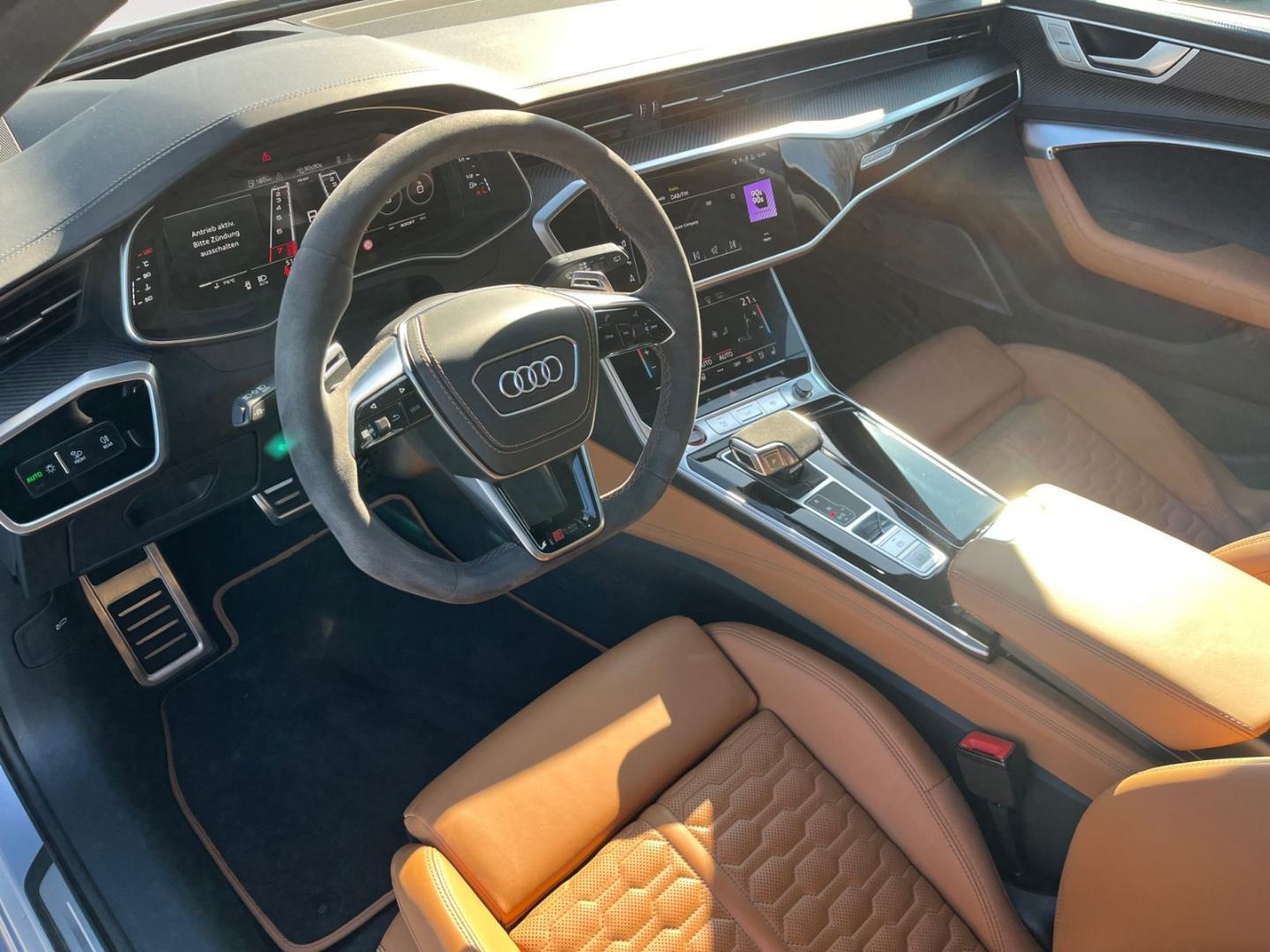Image about Audi RS 6 Avant performance TFSI quattro tiptronic