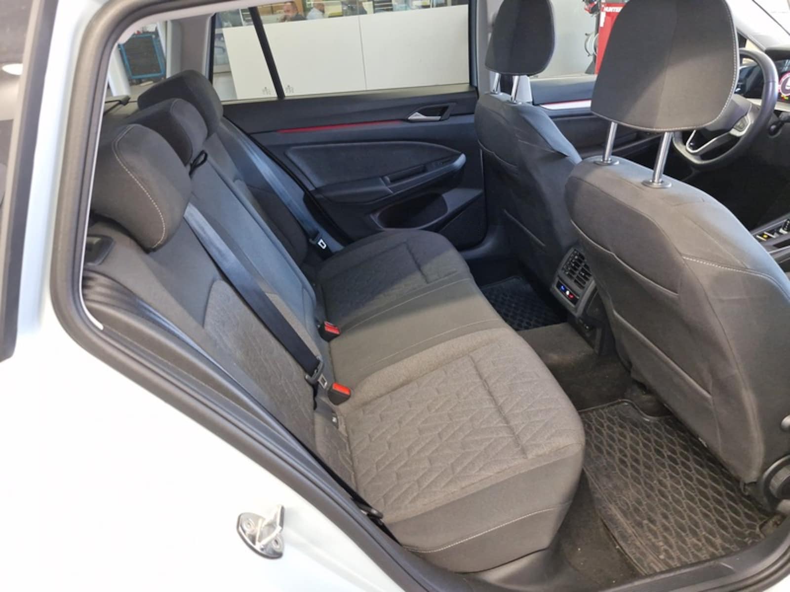 Volkswagen Golf Variant – Bild 11